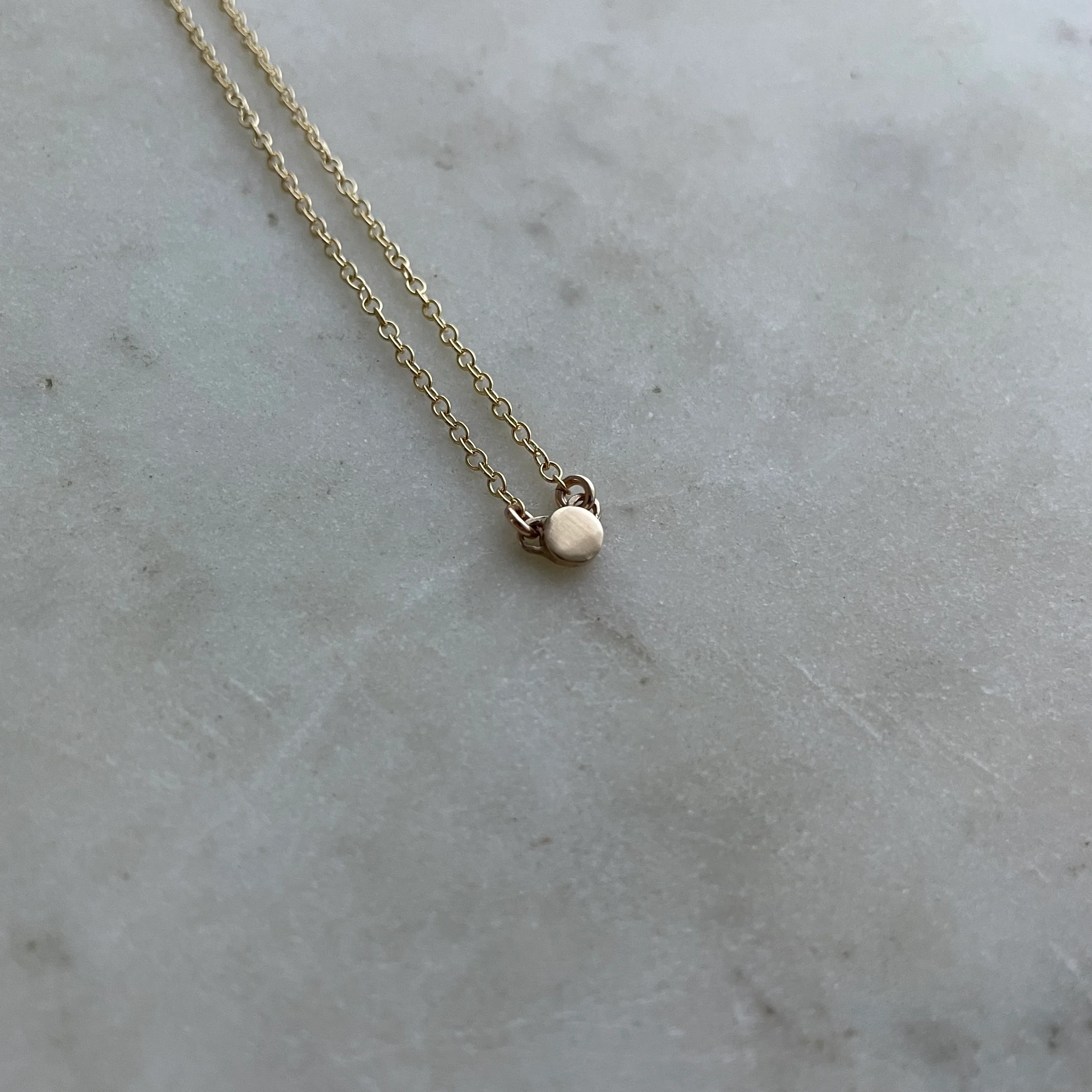 ARCHIVE — 14K GOLD GRACE BAR NECKLACE — NO STONE - Image 2