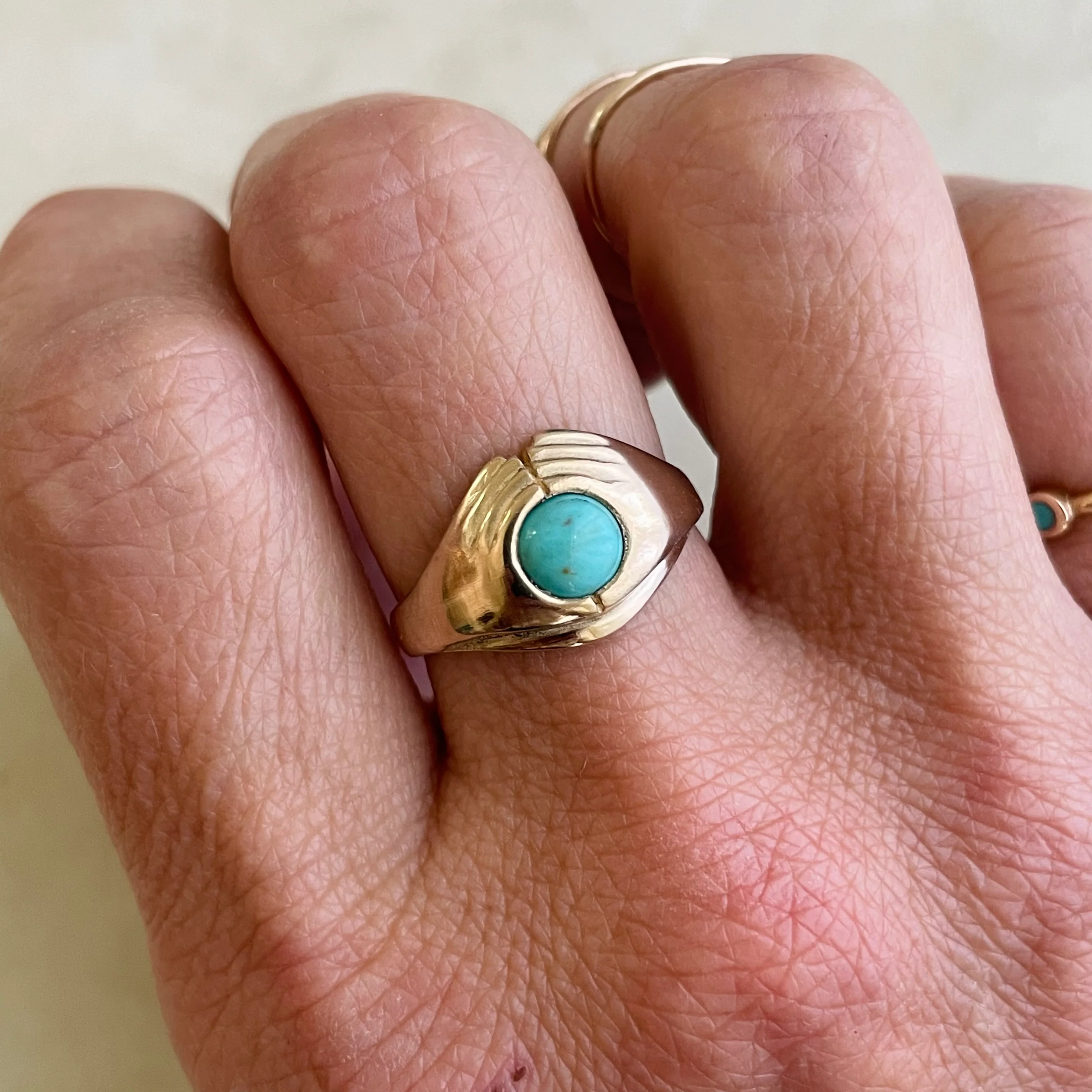 14K GOLD HELD RING - Image 2