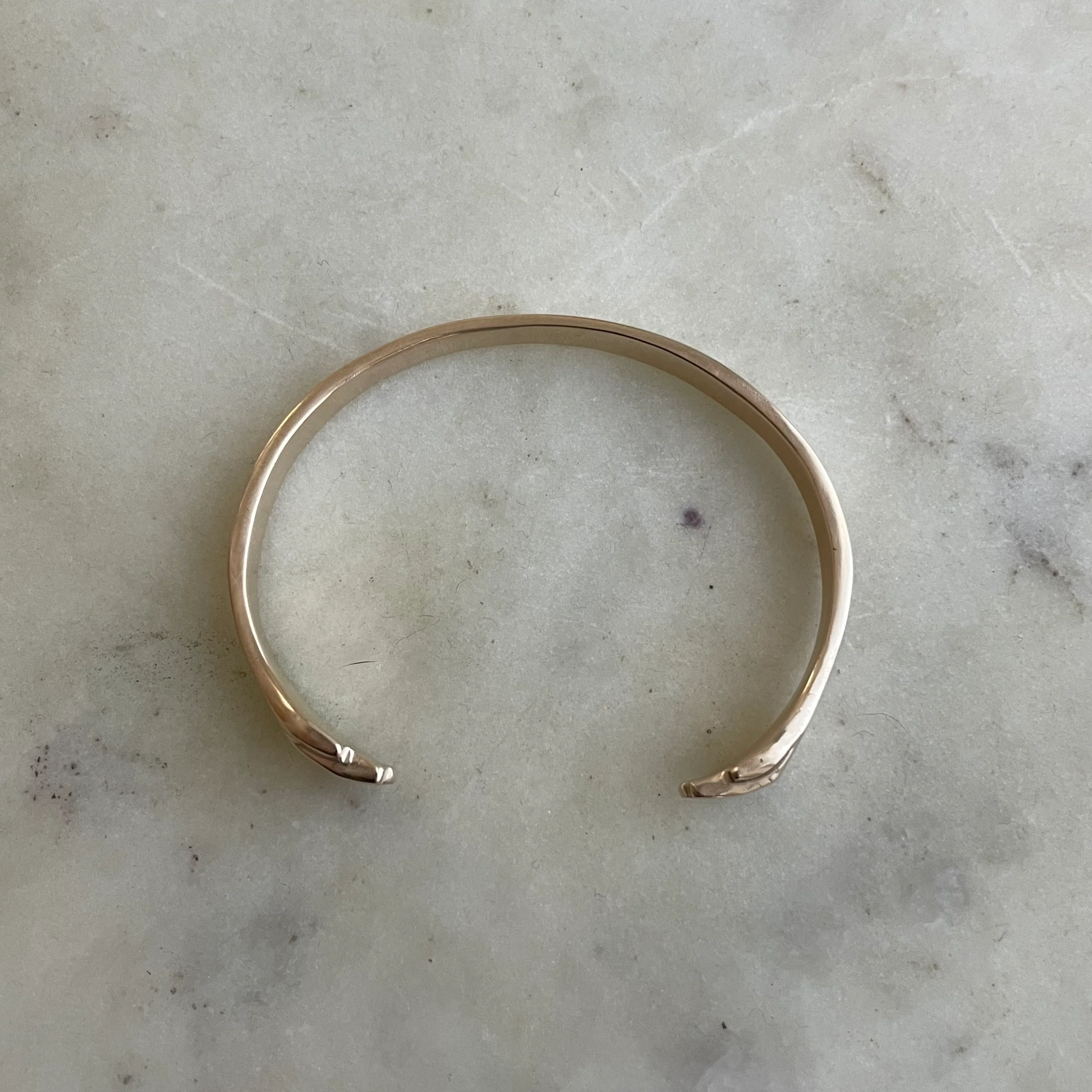 14K GOLD HUG CUFF - Image 3