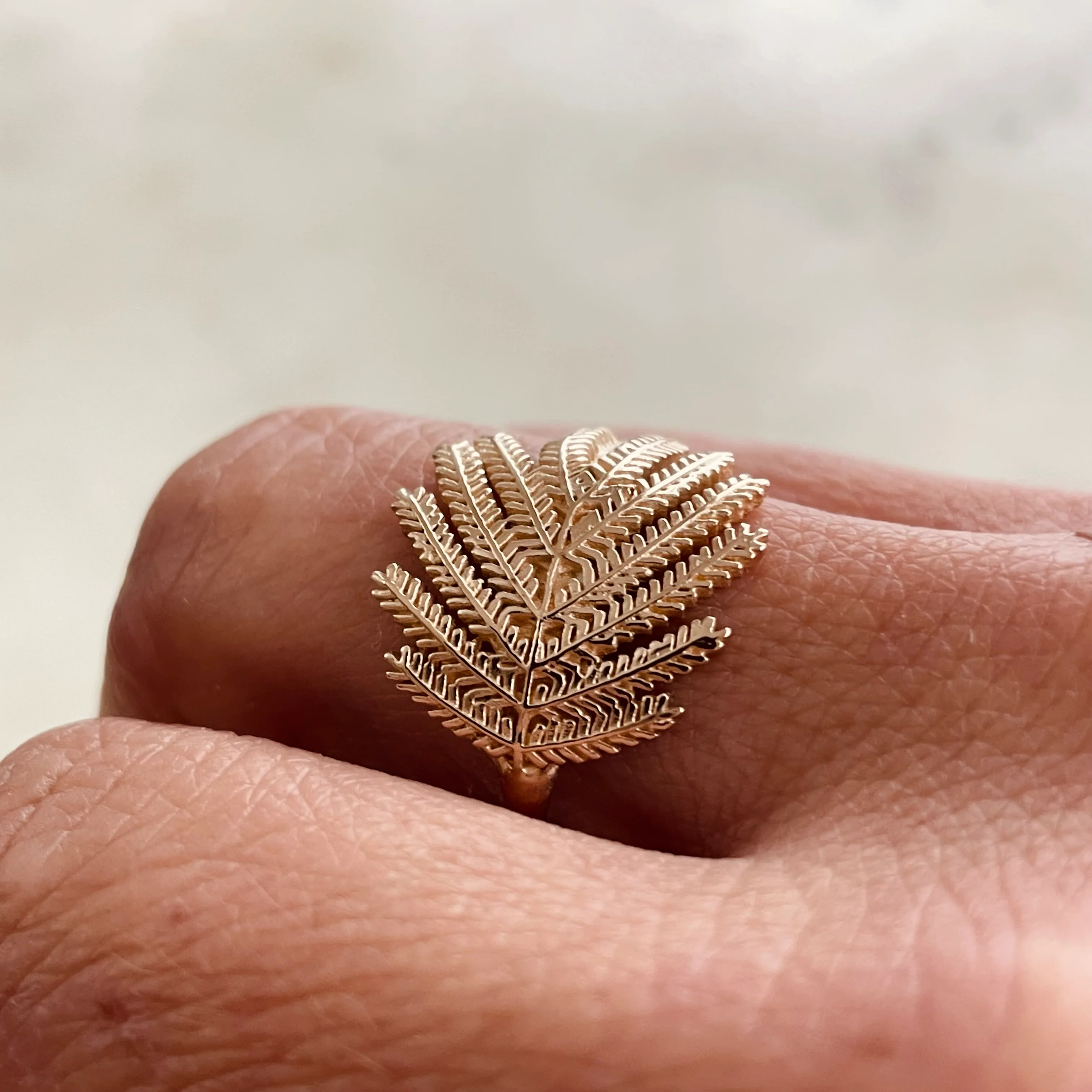 14K GOLD MIMOSA LEAF RING - Image 3