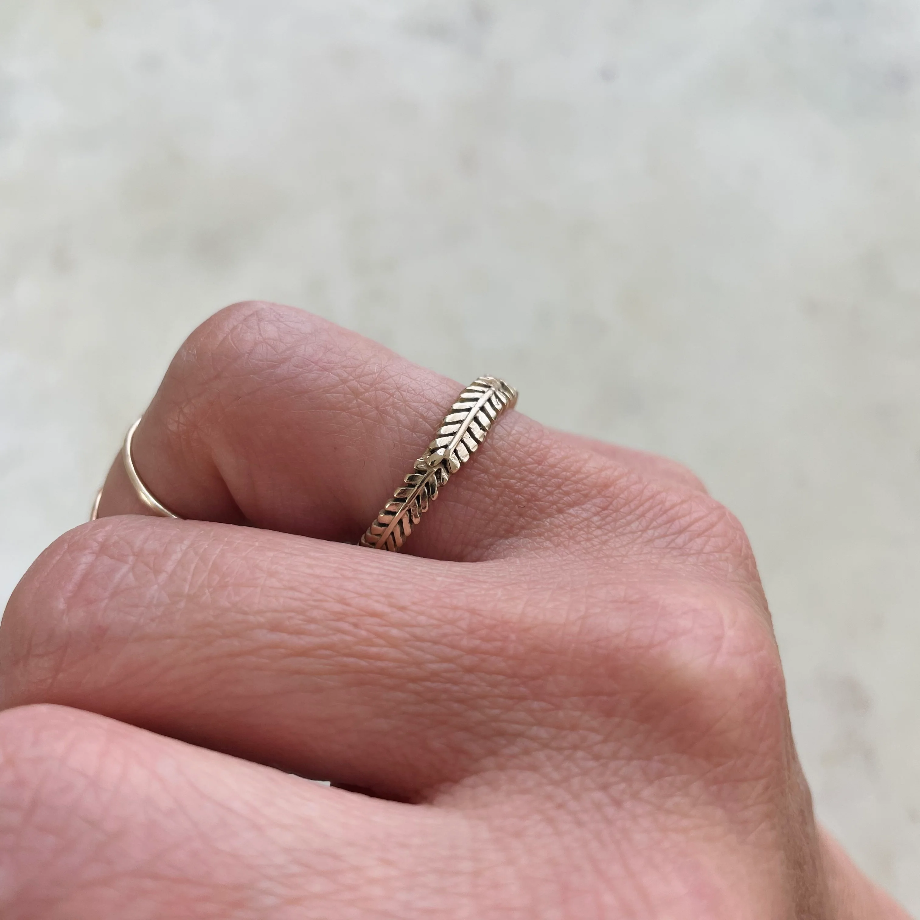 14K GOLD MIMOSA SPRIG RING - Image 7