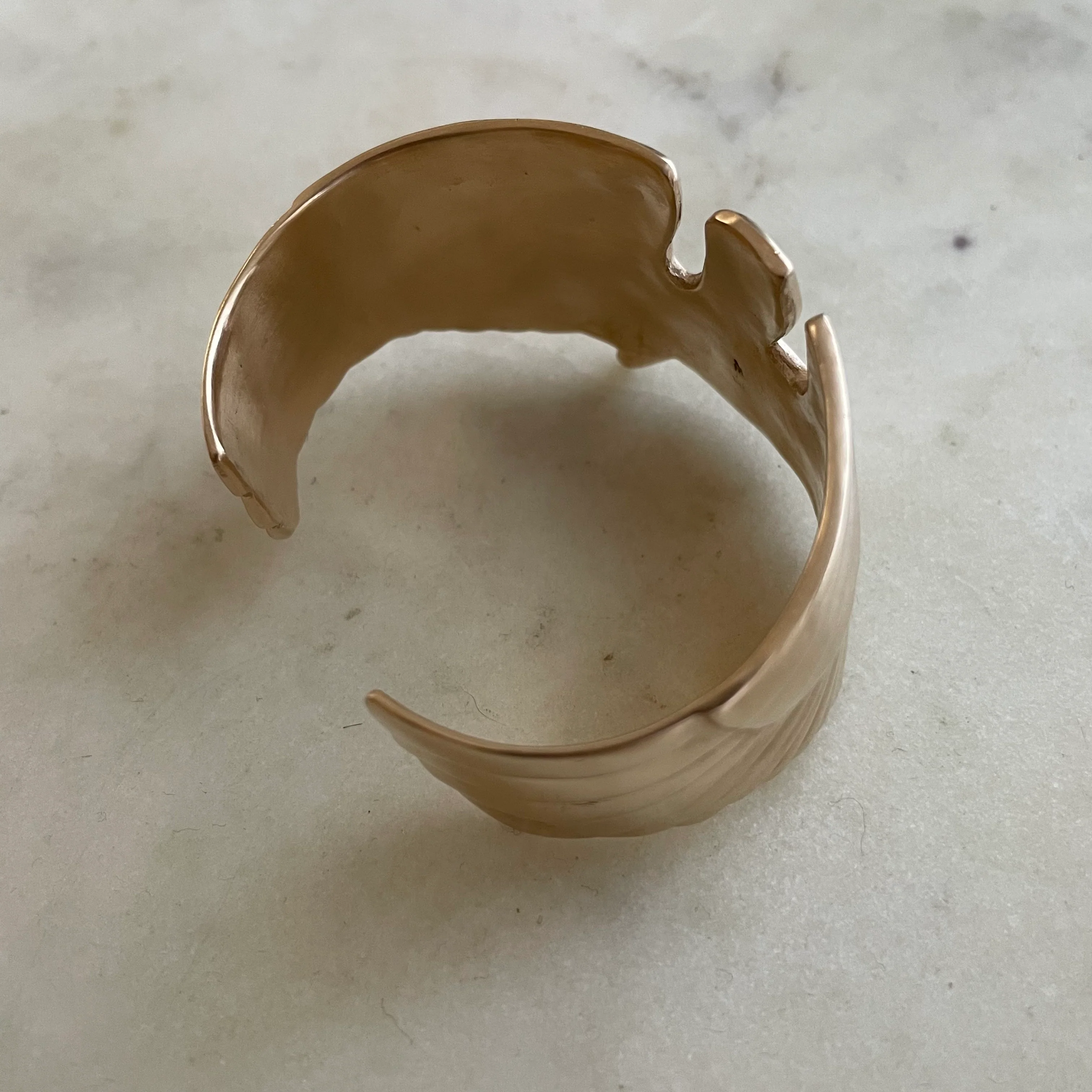 14K GOLD PELICAN CUFF - Image 4