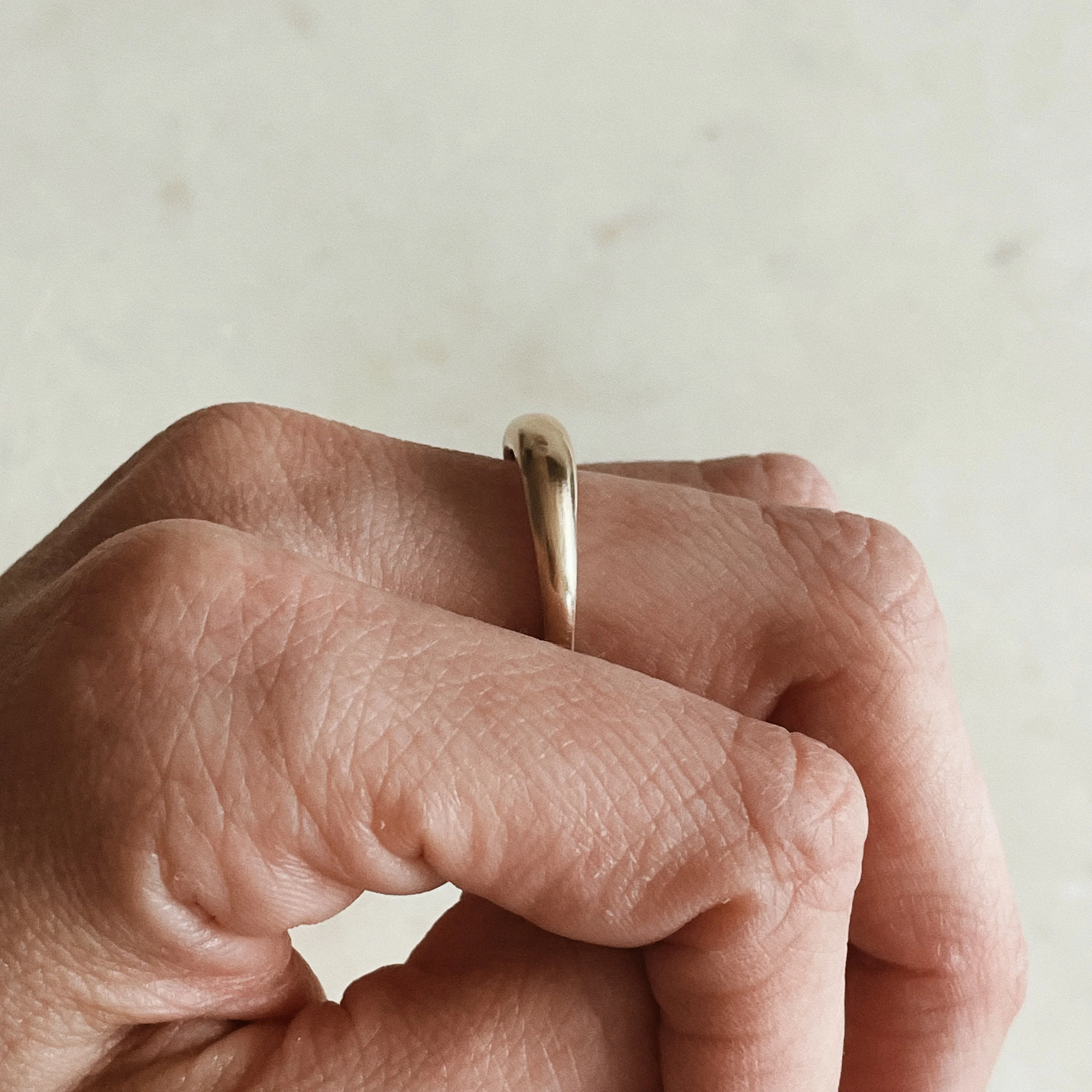 14K GOLD PETITE AMANDA RING - Image 7