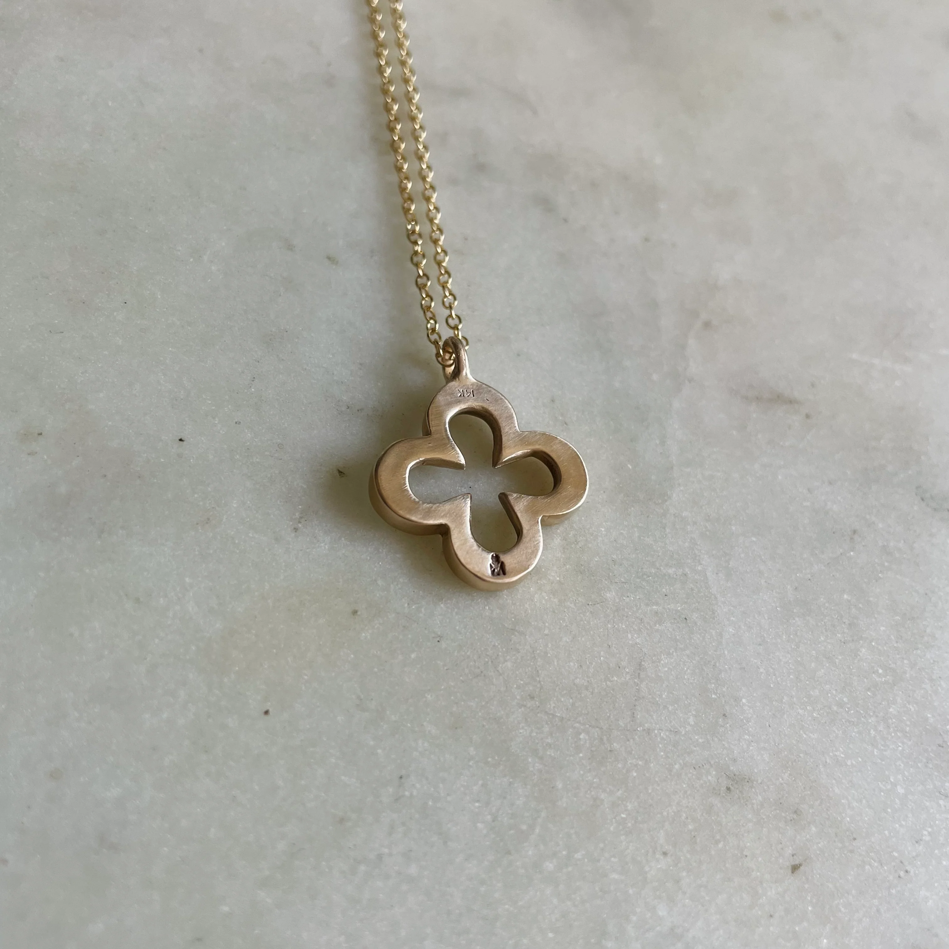 14K GOLD QUATREFOIL PENDANT — LARGE - Image 3
