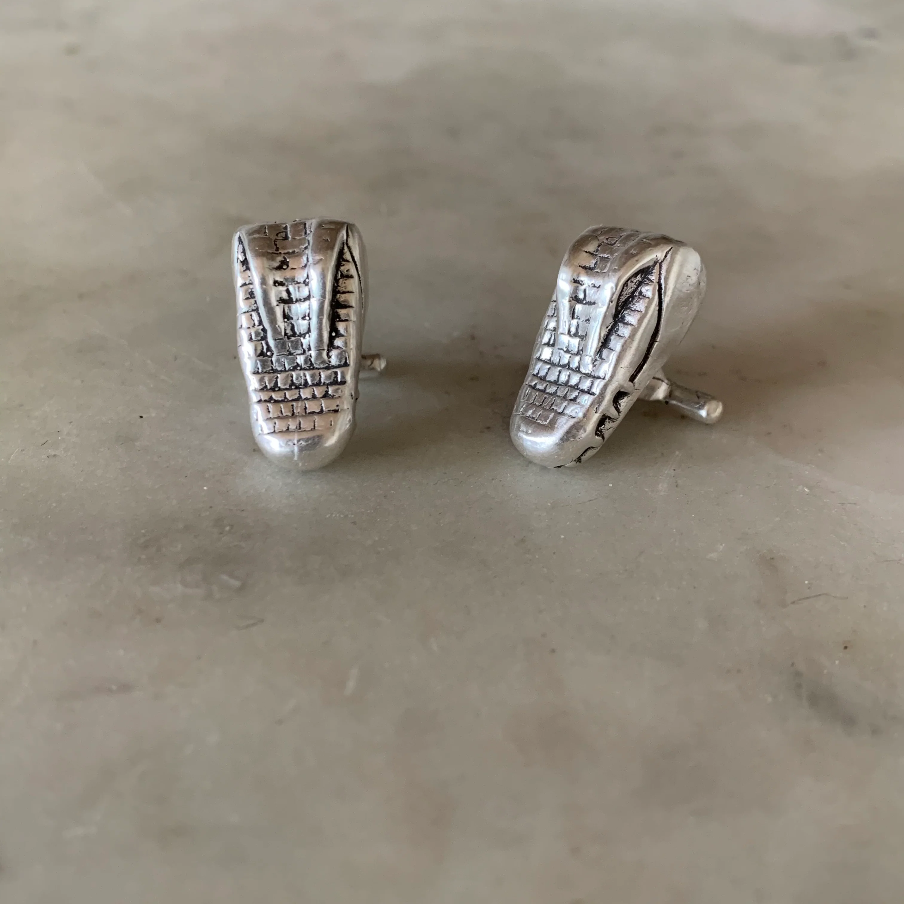 ALLIGATOR CUFFLINKS - Image 5