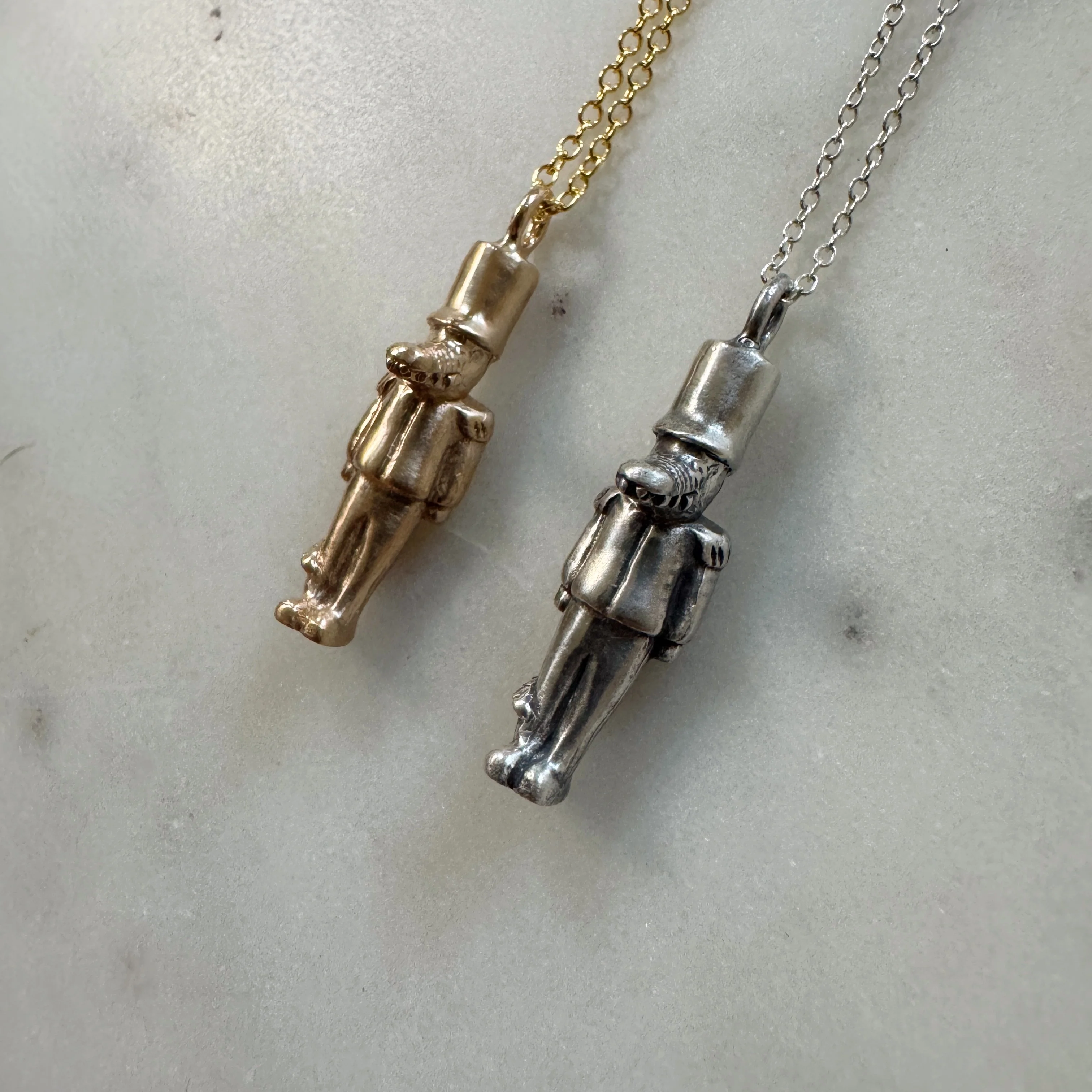 ALLIGATOR NUTCRACKER PENDANT - Image 20