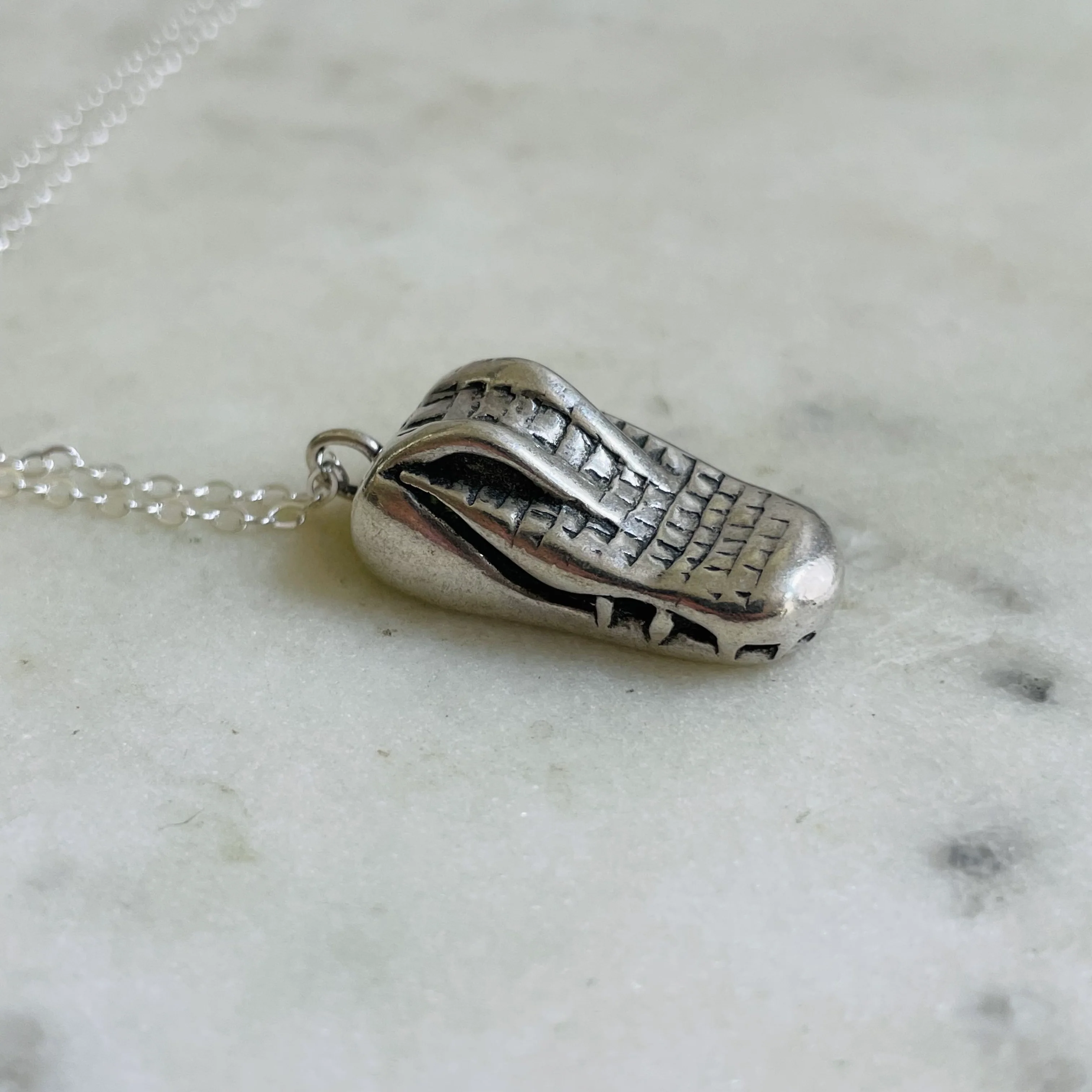 ALLIGATOR PENDANT - Image 10
