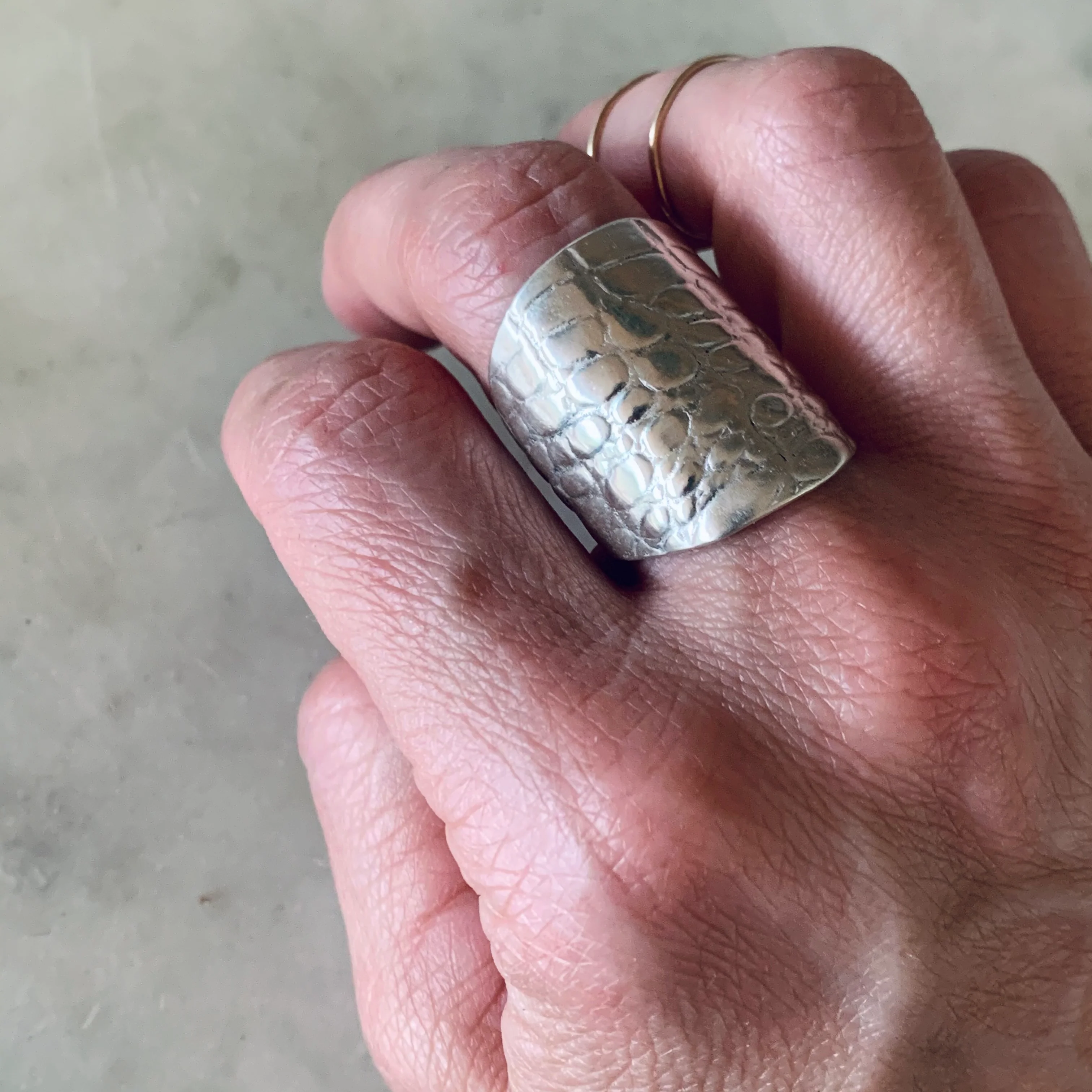 ALLIGATOR SKIN RING - Image 8