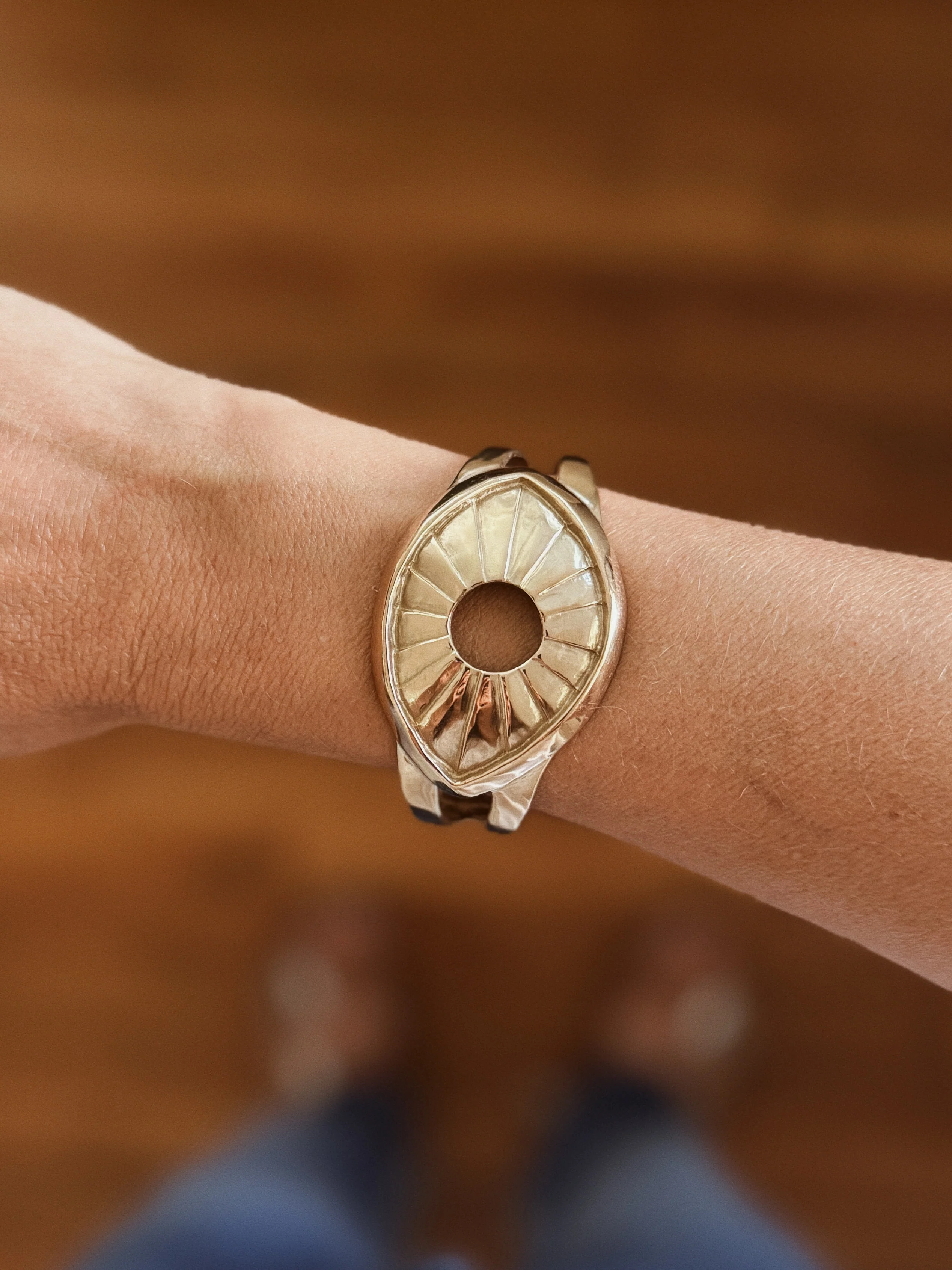 ARCHIVE — EYE CUFF - Image 4