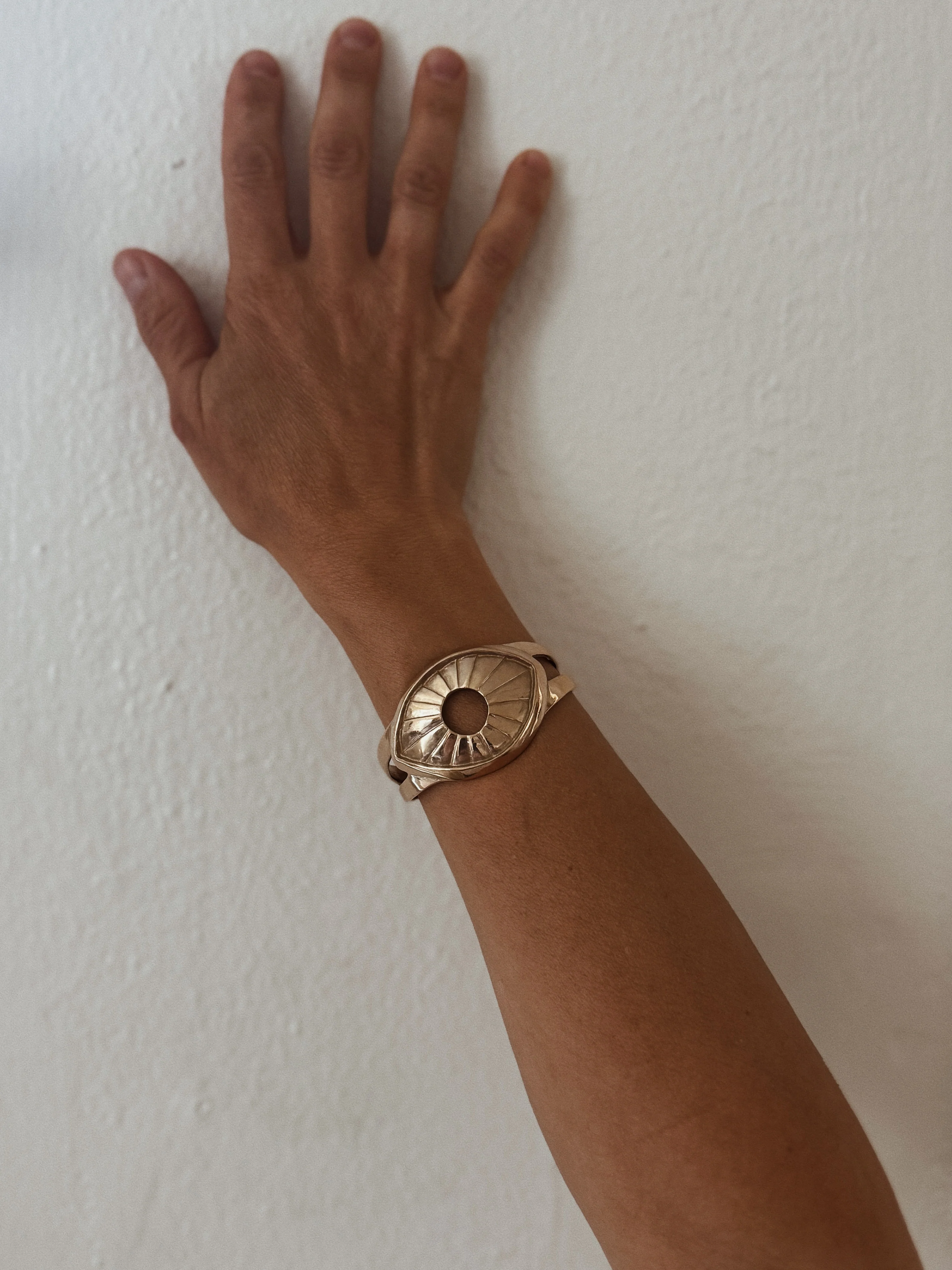 ARCHIVE — EYE CUFF - Image 7
