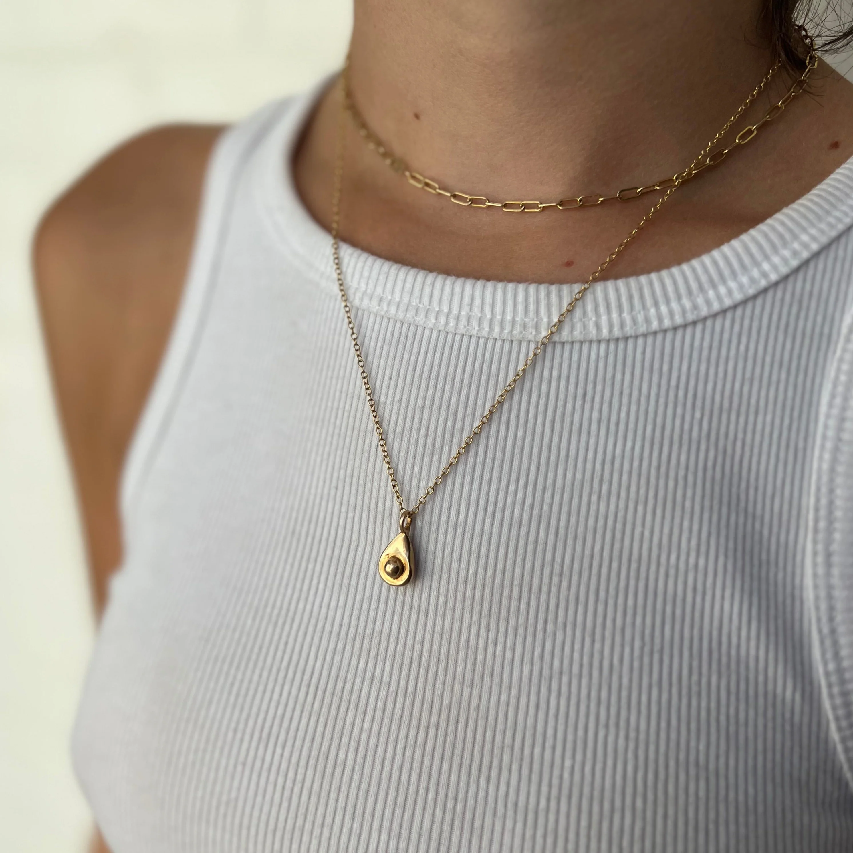 ARCHIVE — AVOCADO PENDANT - Image 2