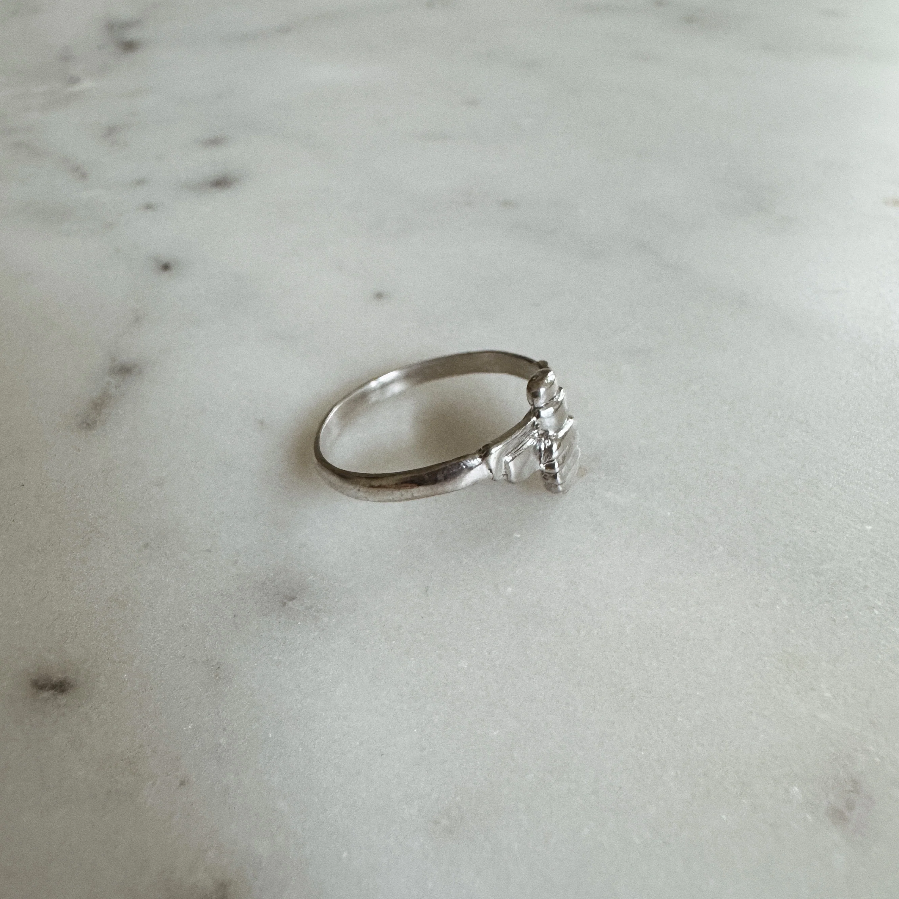 BEE RING - Image 10