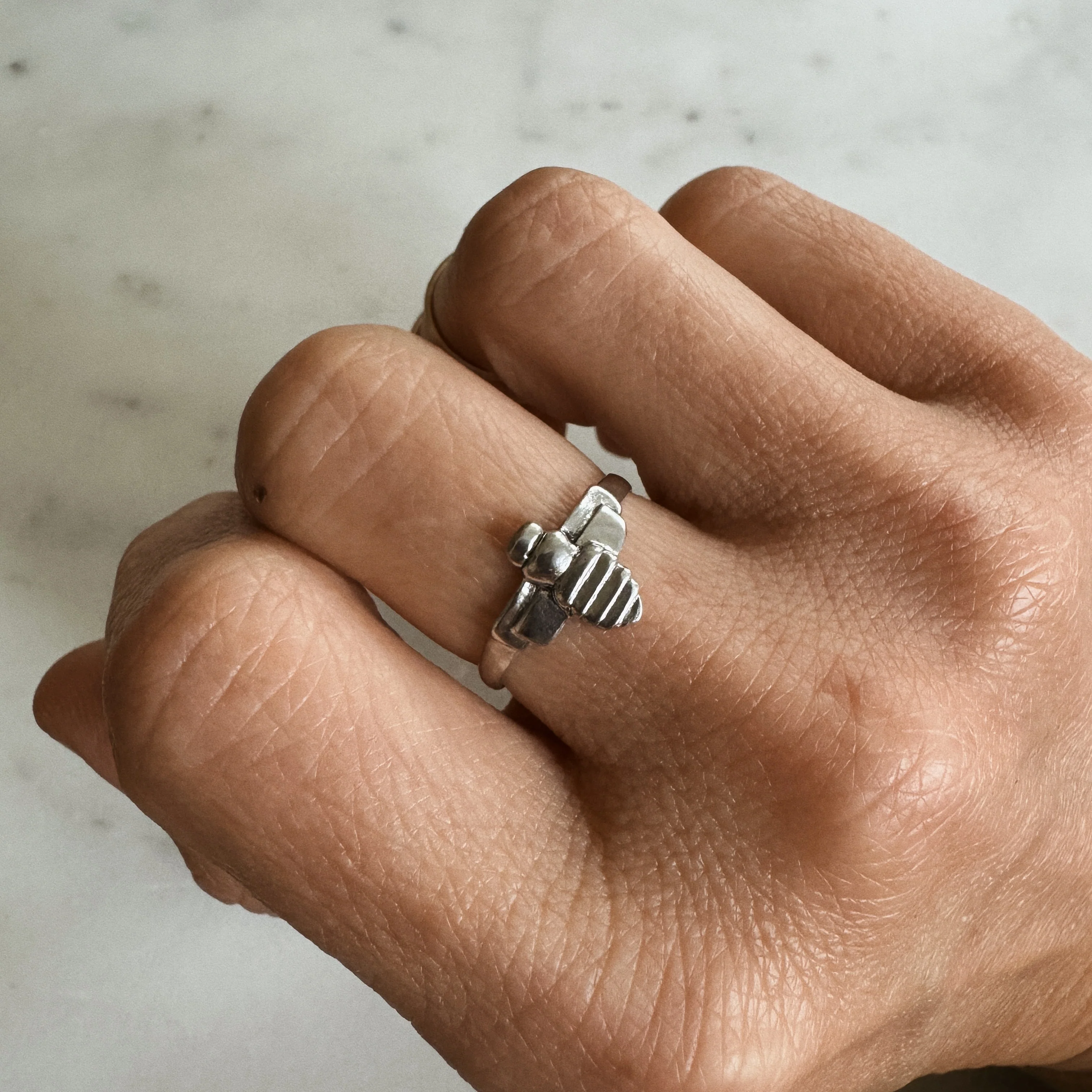 BEE RING - Image 9