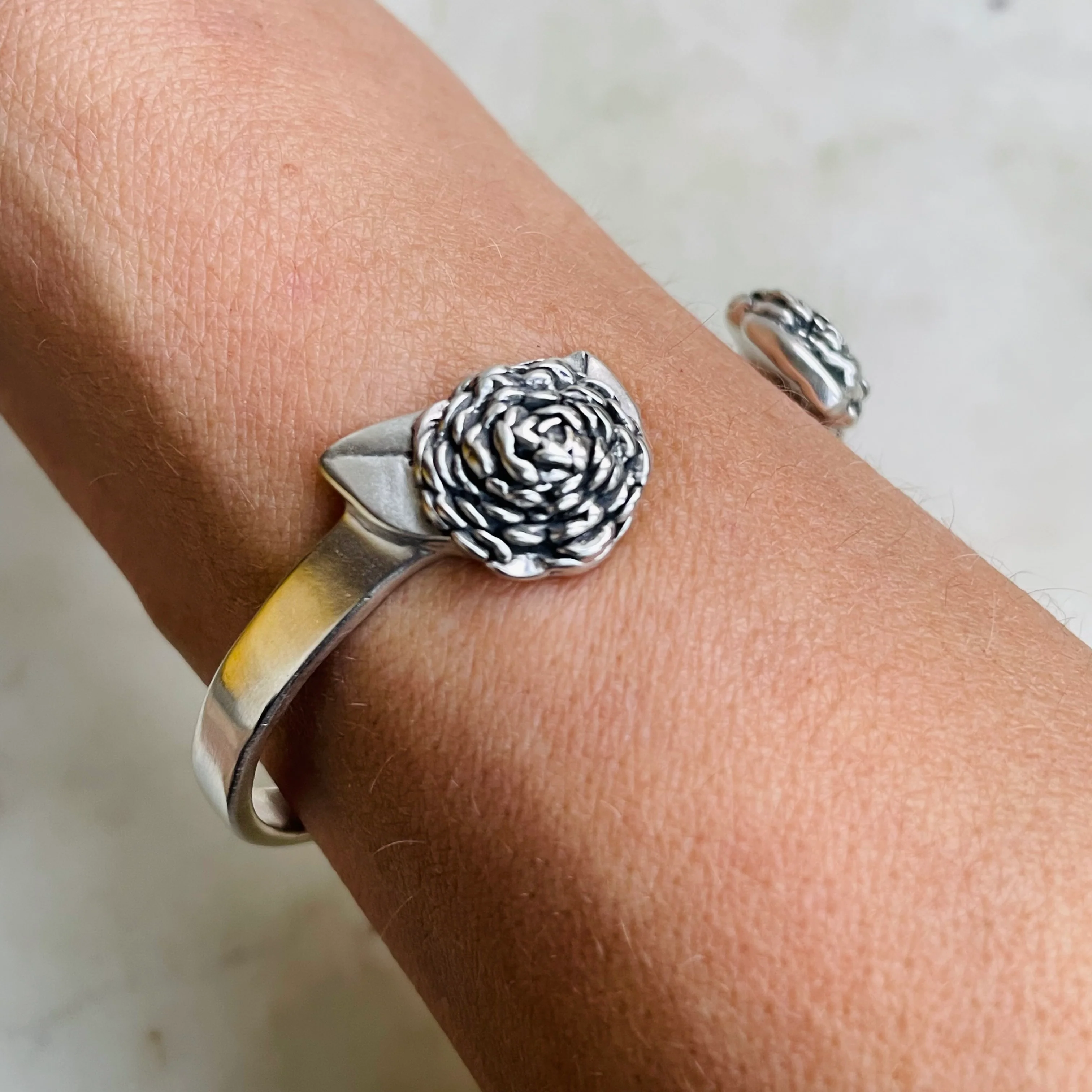 CAMELLIA CUFF - Image 15