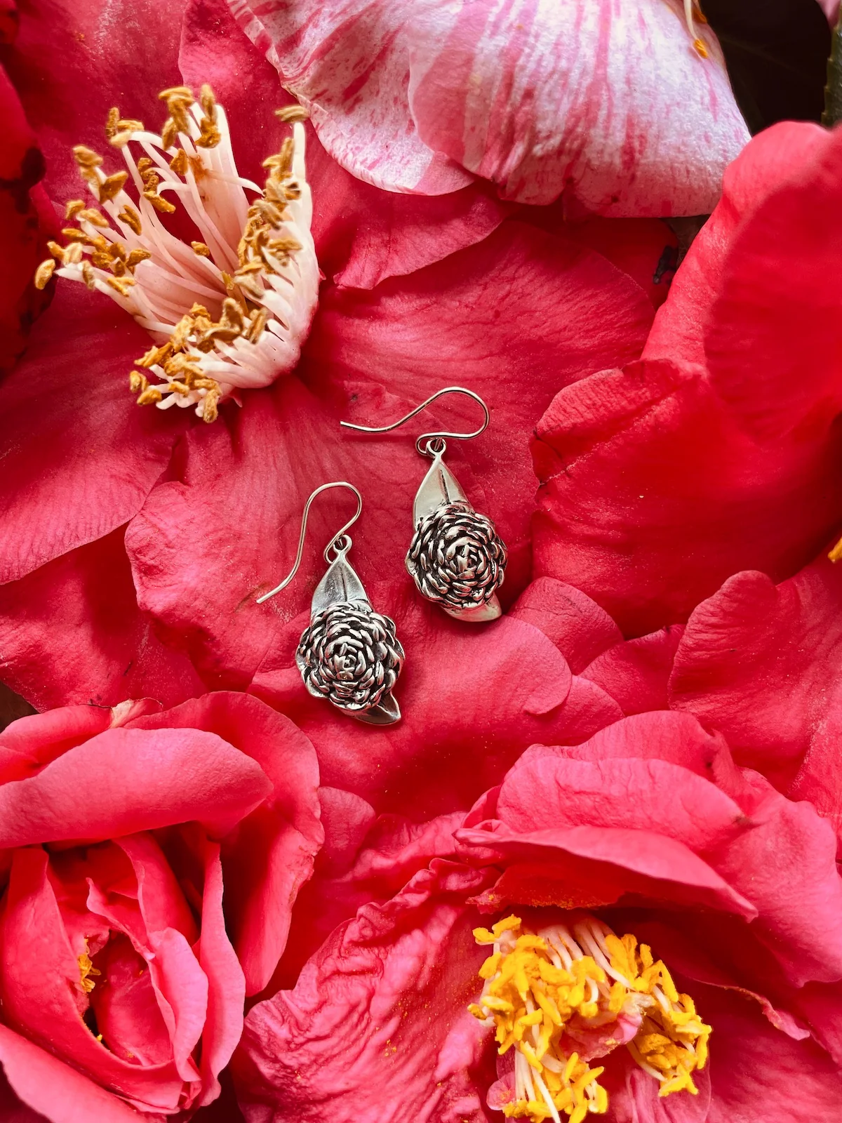 ARCHIVE — CAMELLIA EARRINGS — LARGE - Image 3