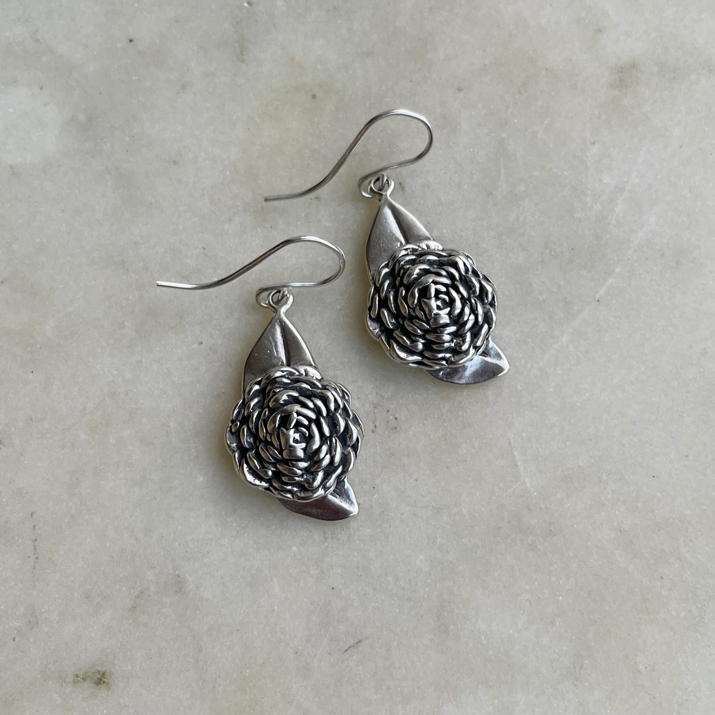 ARCHIVE — CAMELLIA EARRINGS — LARGE - Image 6