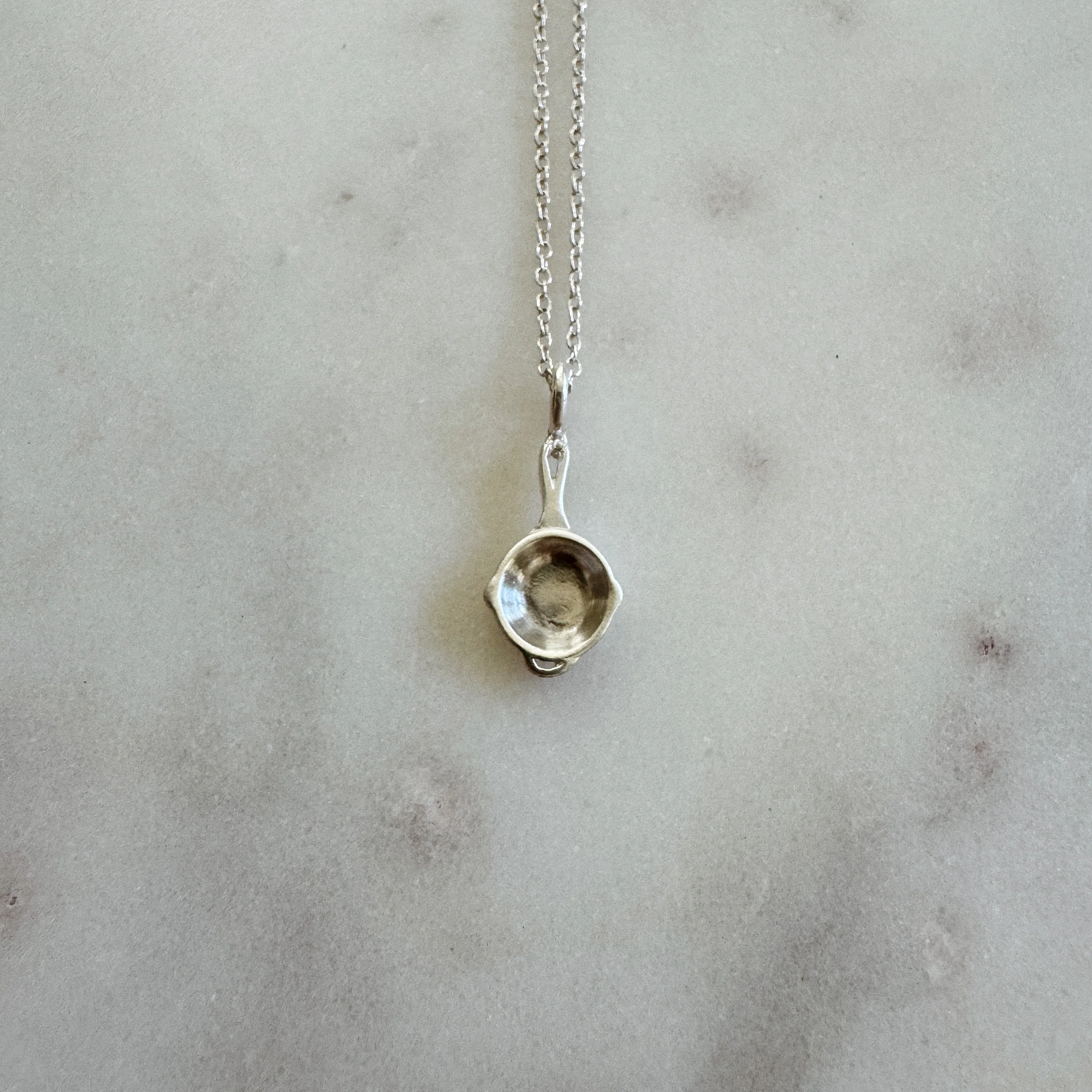 CAST IRON SKILLET PENDANT - Image 10
