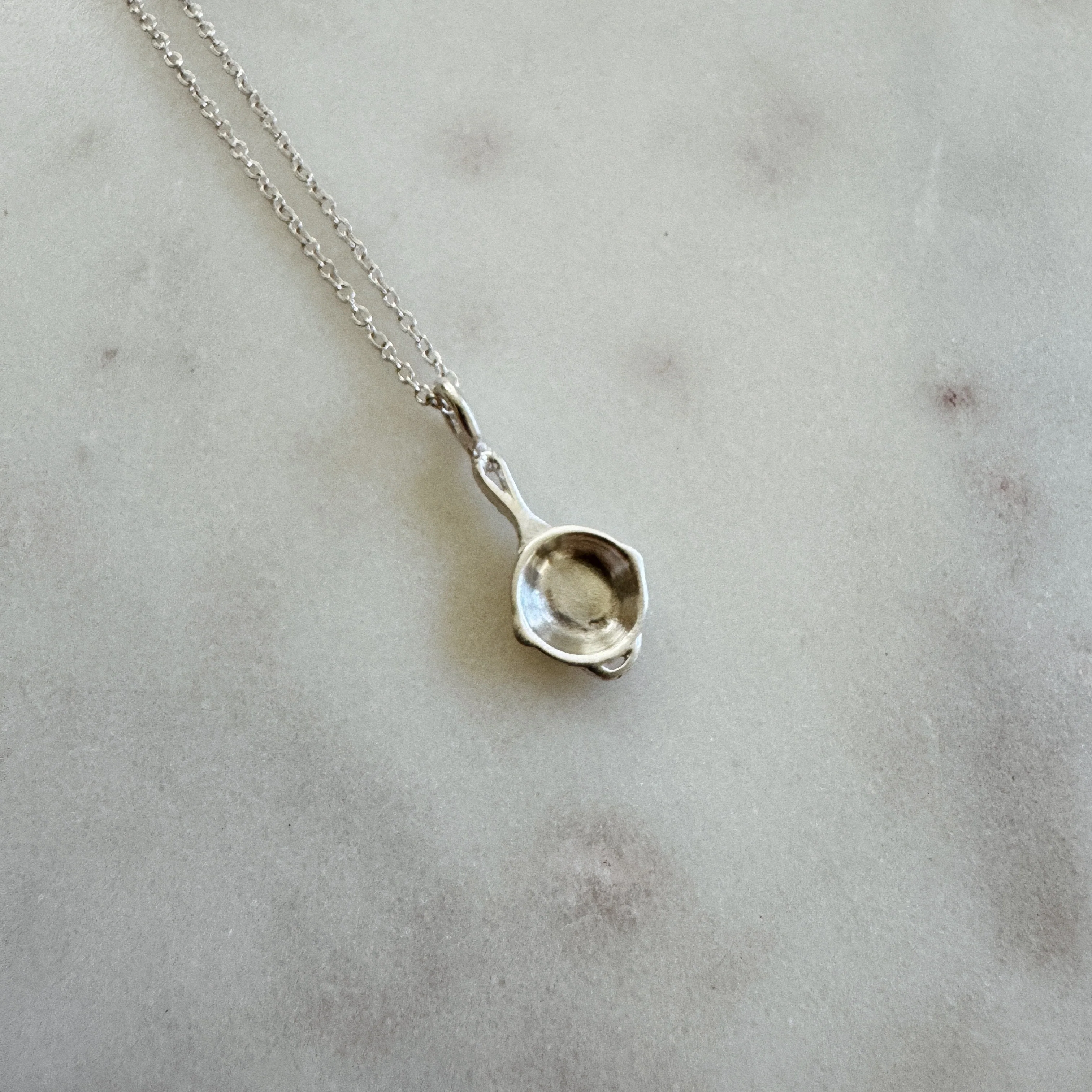 CAST IRON SKILLET PENDANT - Image 12