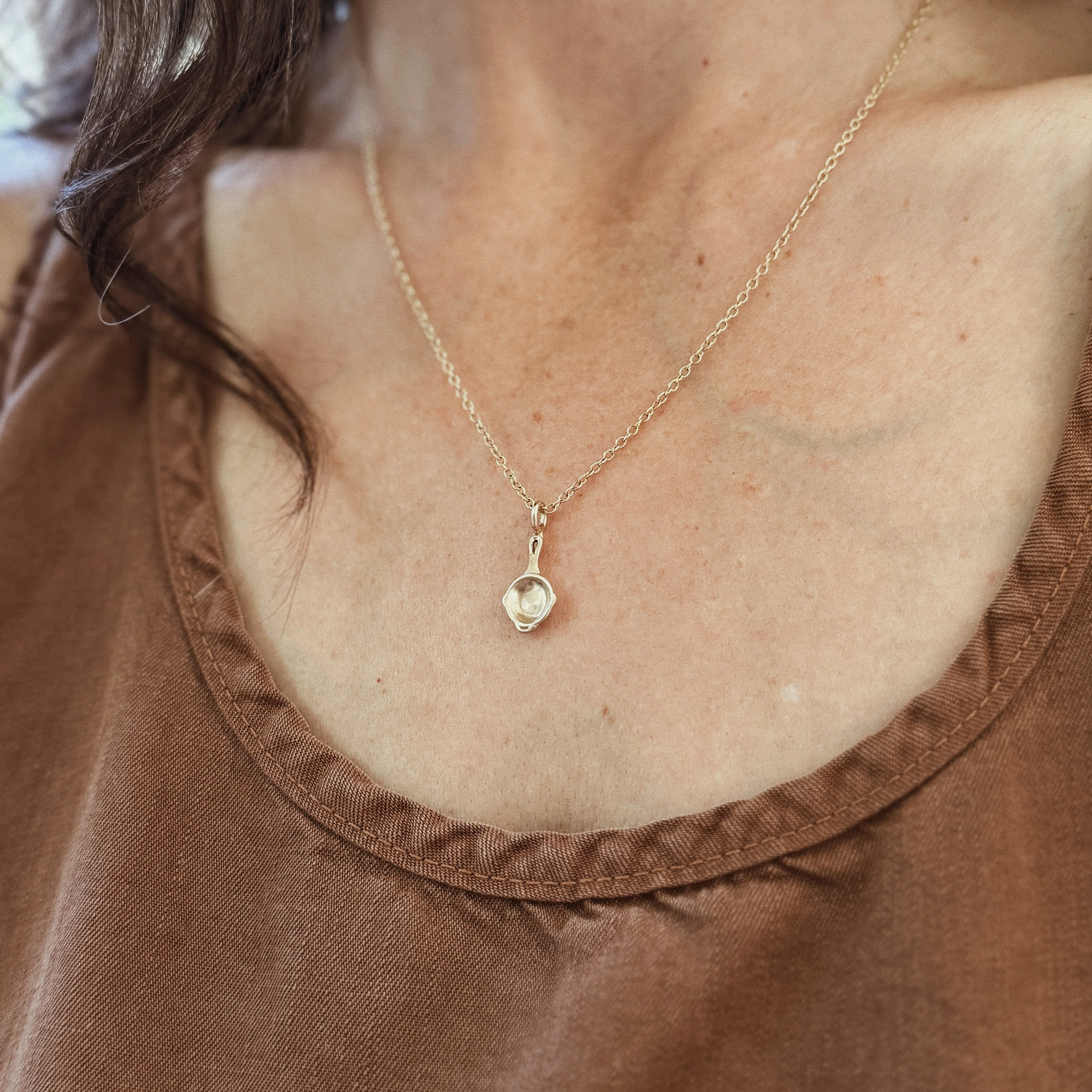 CAST IRON SKILLET PENDANT - Image 2