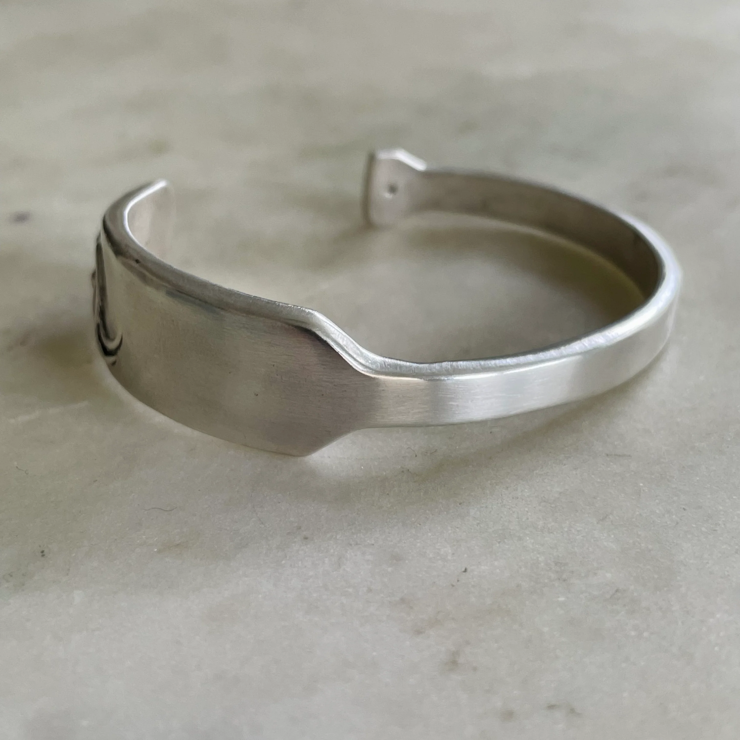 ARCHIVE — CRAWFISH PADDLE CUFF - Image 11
