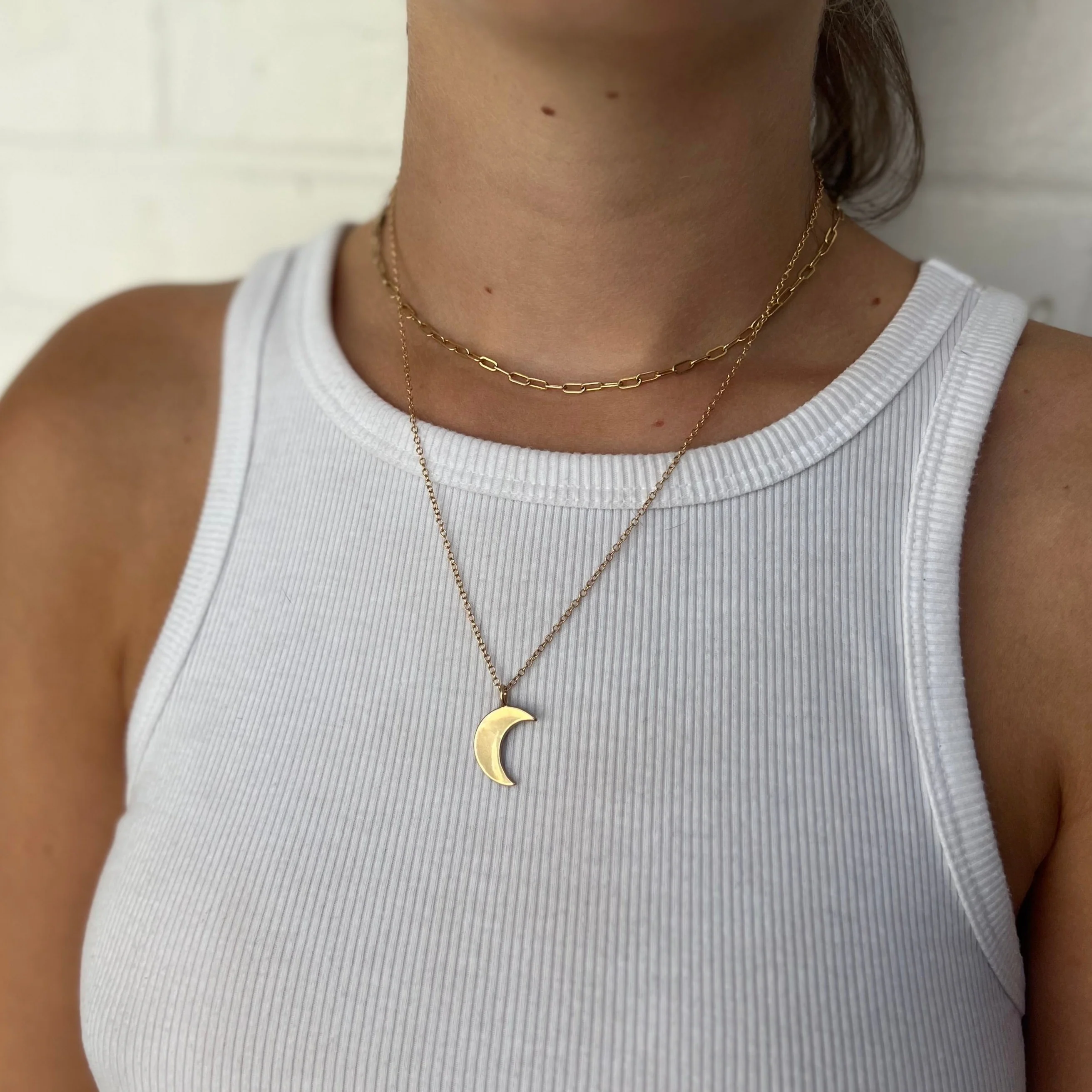 ARCHIVE — CRESCENT MOON PENDANT - Image 2