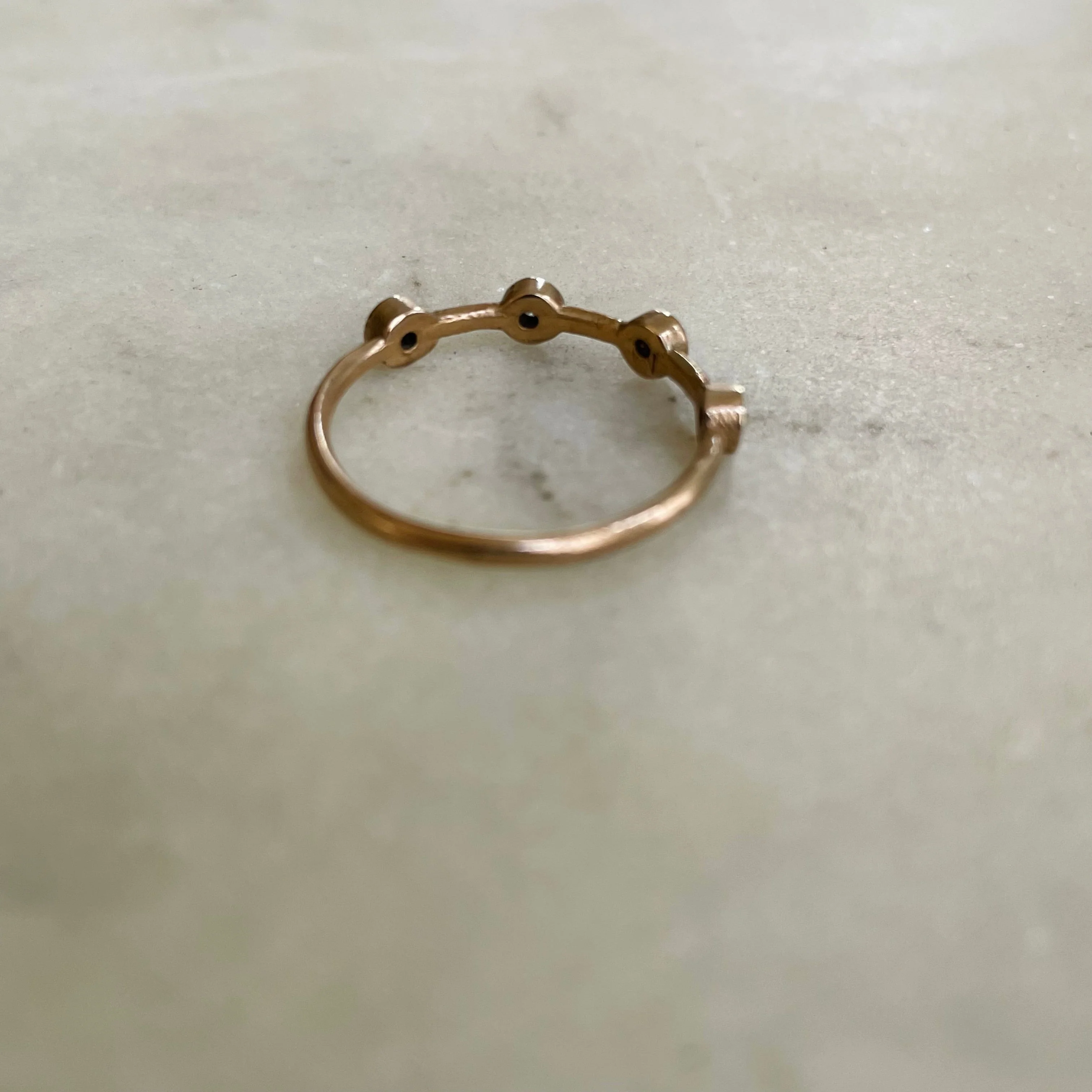 DOT TO DOT RING + DIAMOND - Image 3