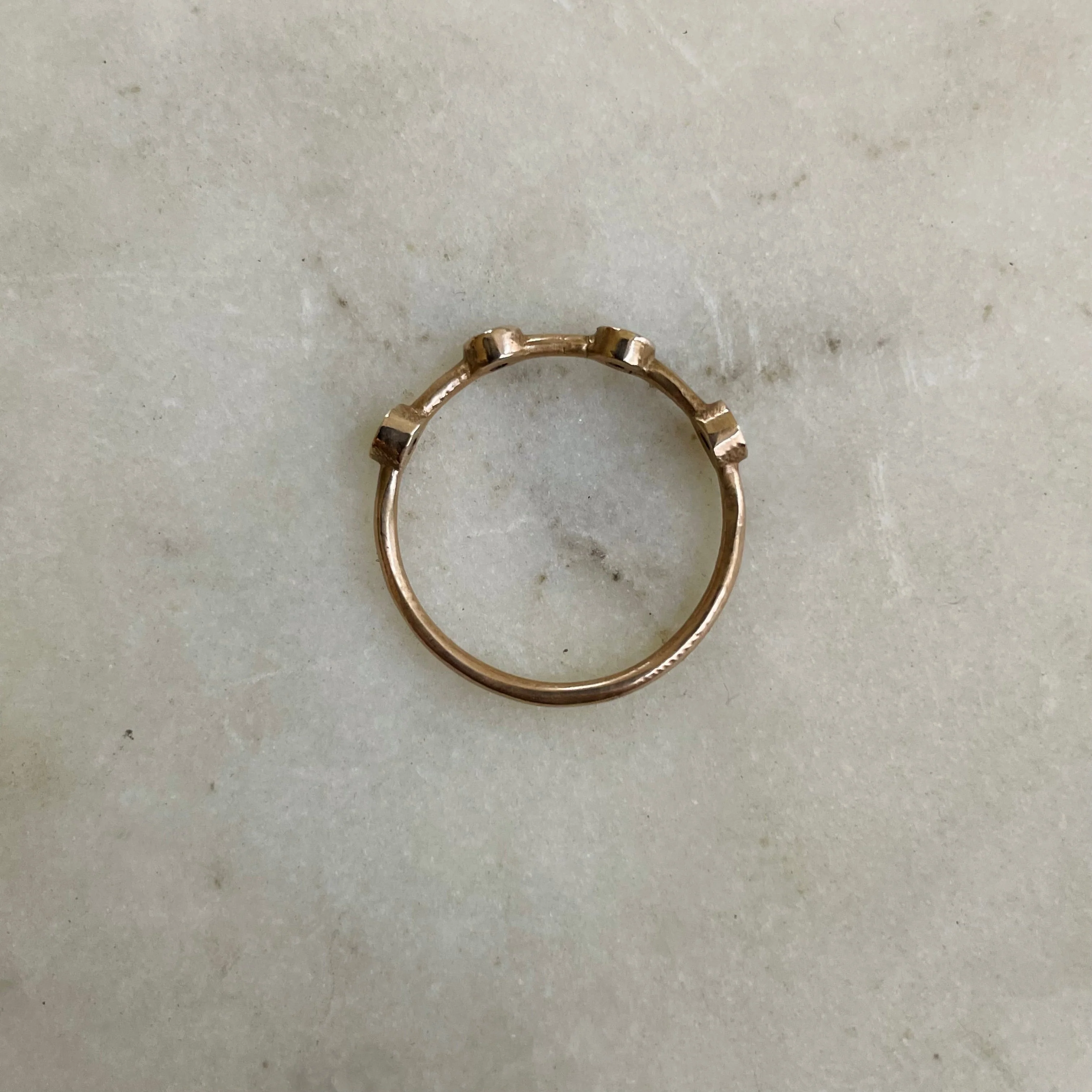 DOT TO DOT RING + DIAMOND - Image 4