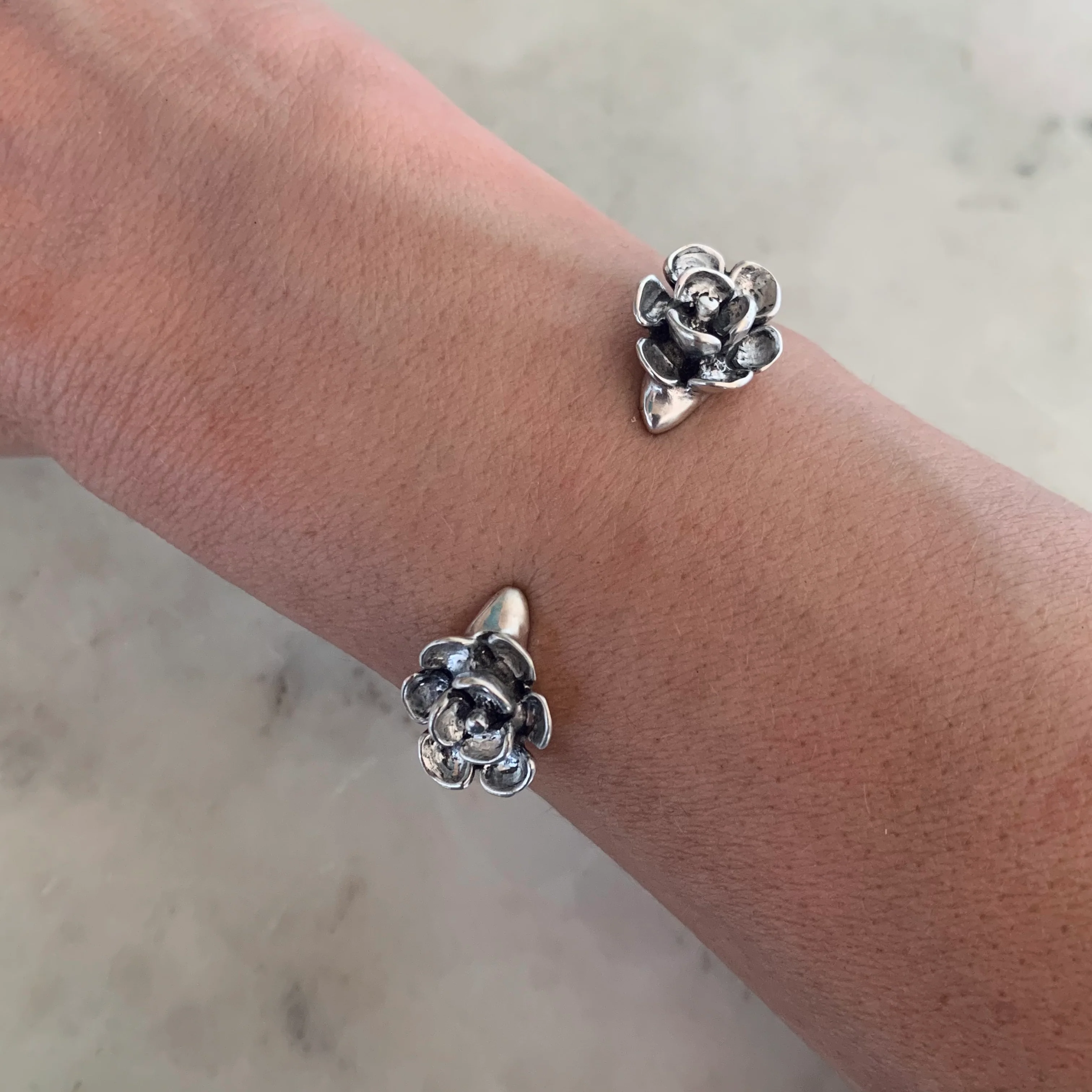 MAGNOLIA CUFF - Image 8
