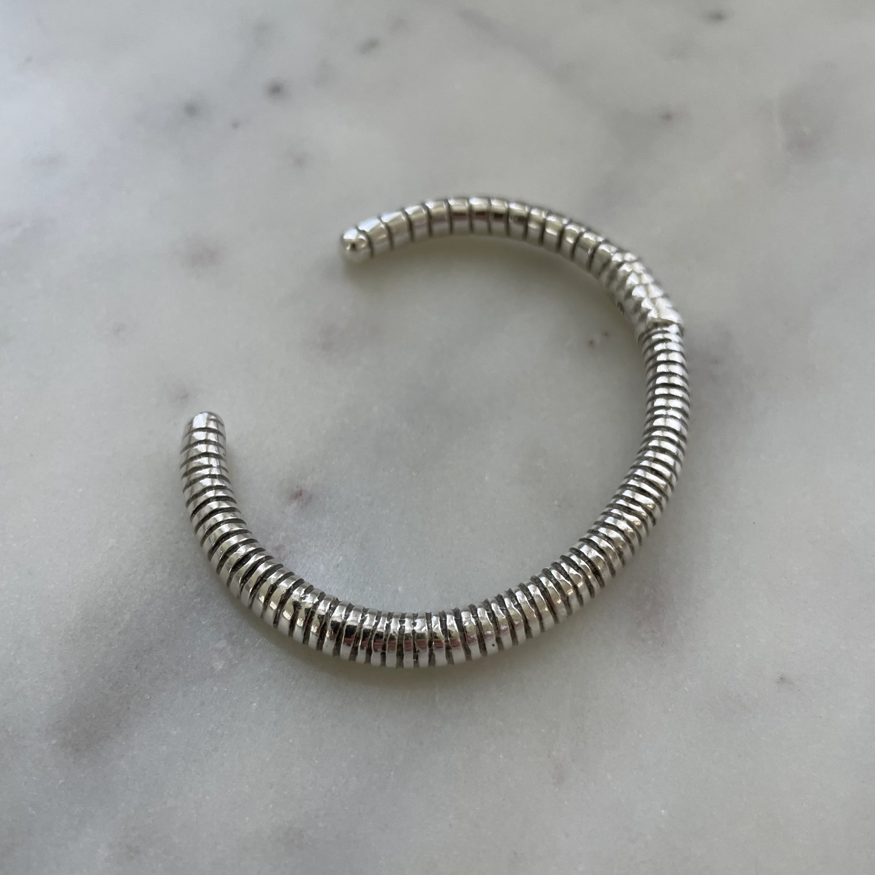 EARTHWORM CUFF - Image 11