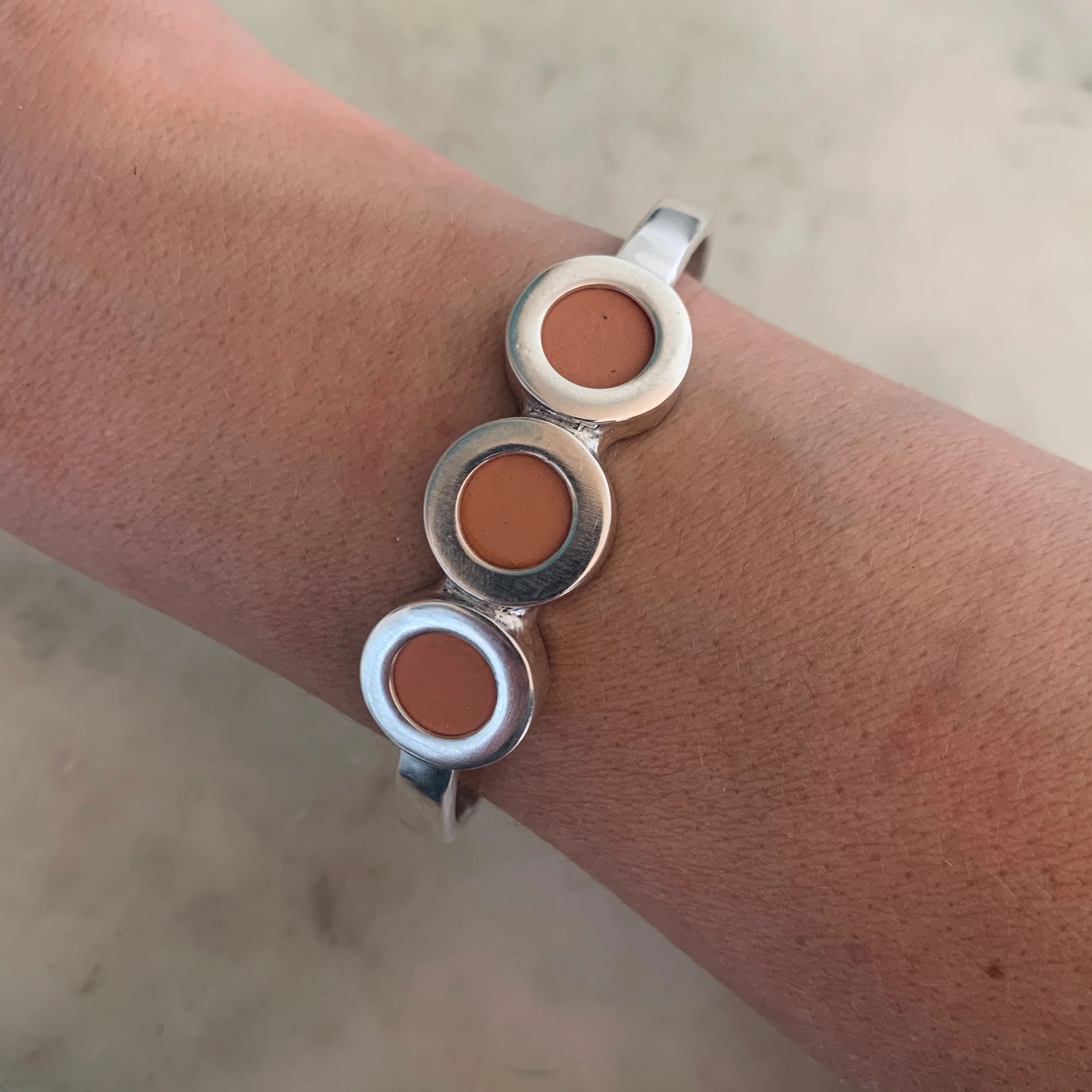 ESSENTIAL OIL DIFFUSER CUFF - Image 8