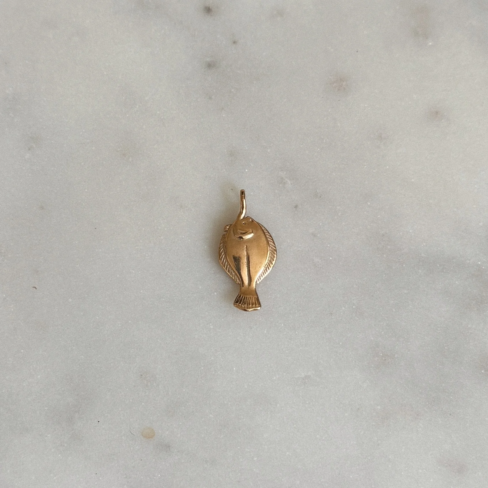 FISH PENDANTS - Image 24