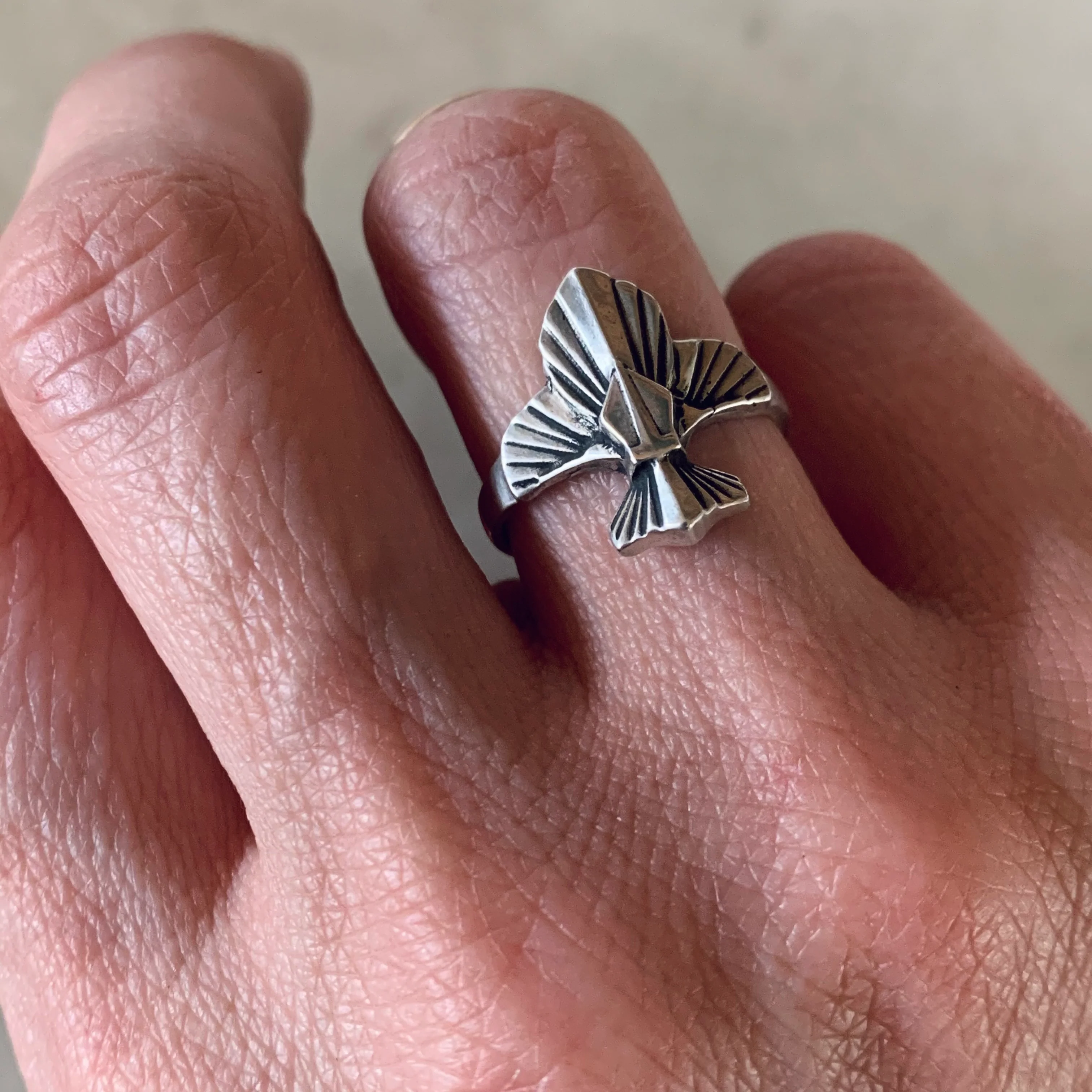 FLEUR DE LIS RING - Image 8