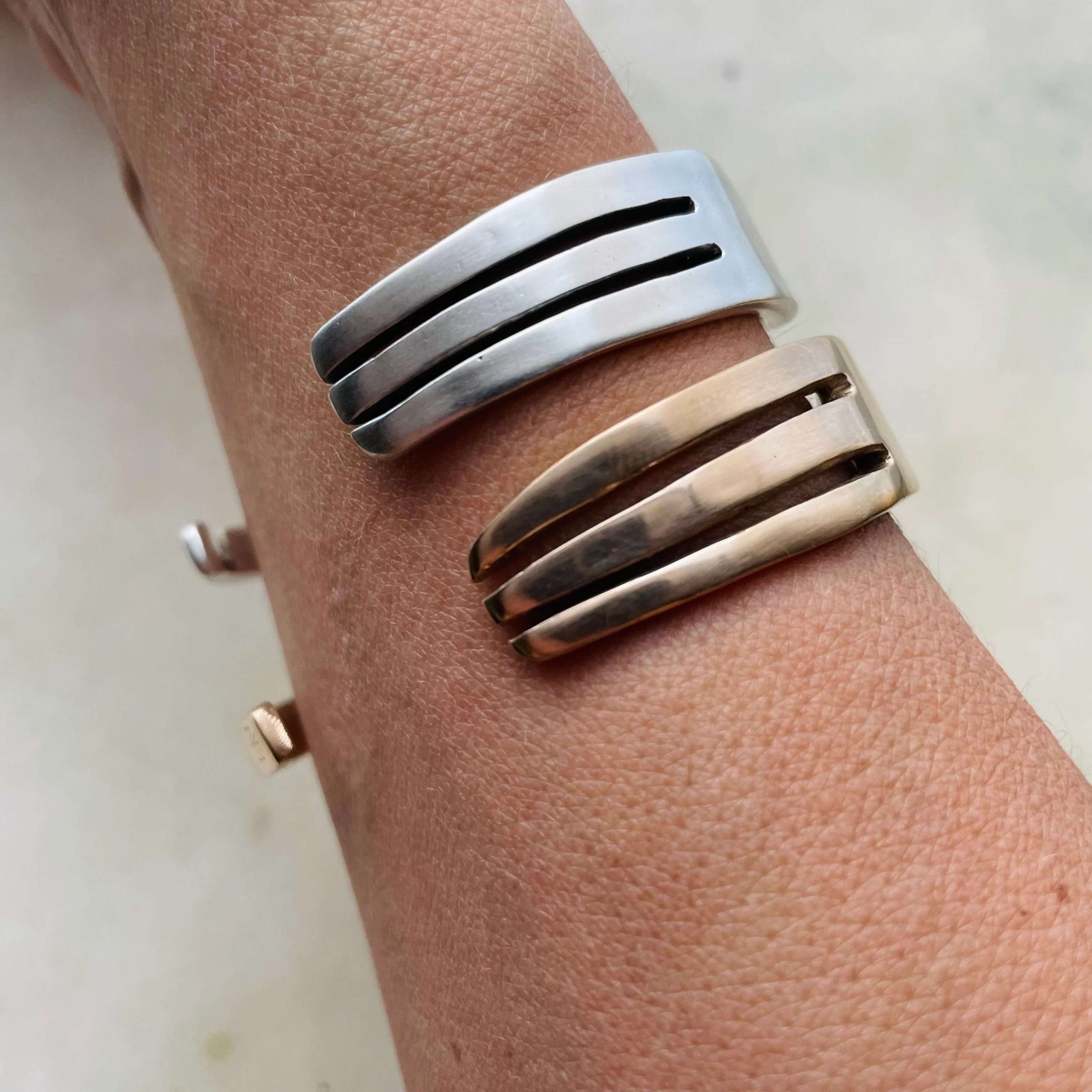 ARCHIVE — FORK CUFF - Image 15