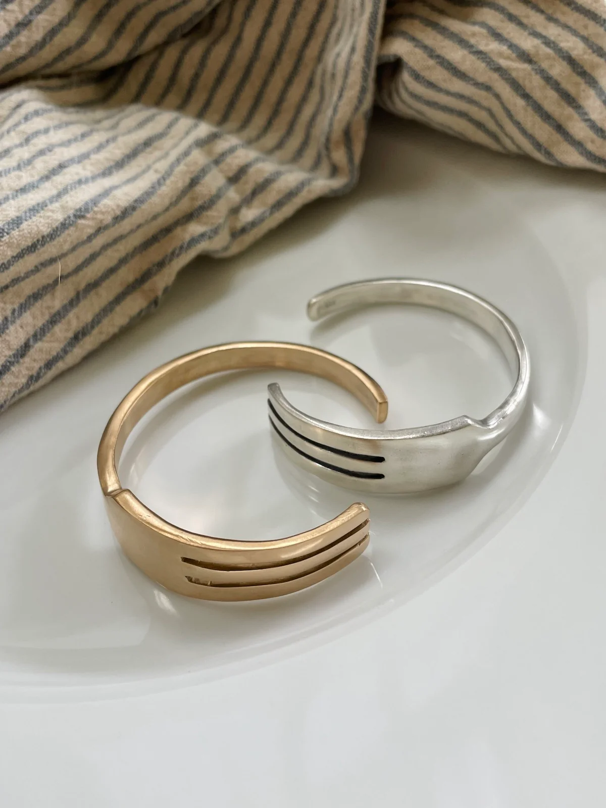 ARCHIVE — FORK CUFF - Image 3