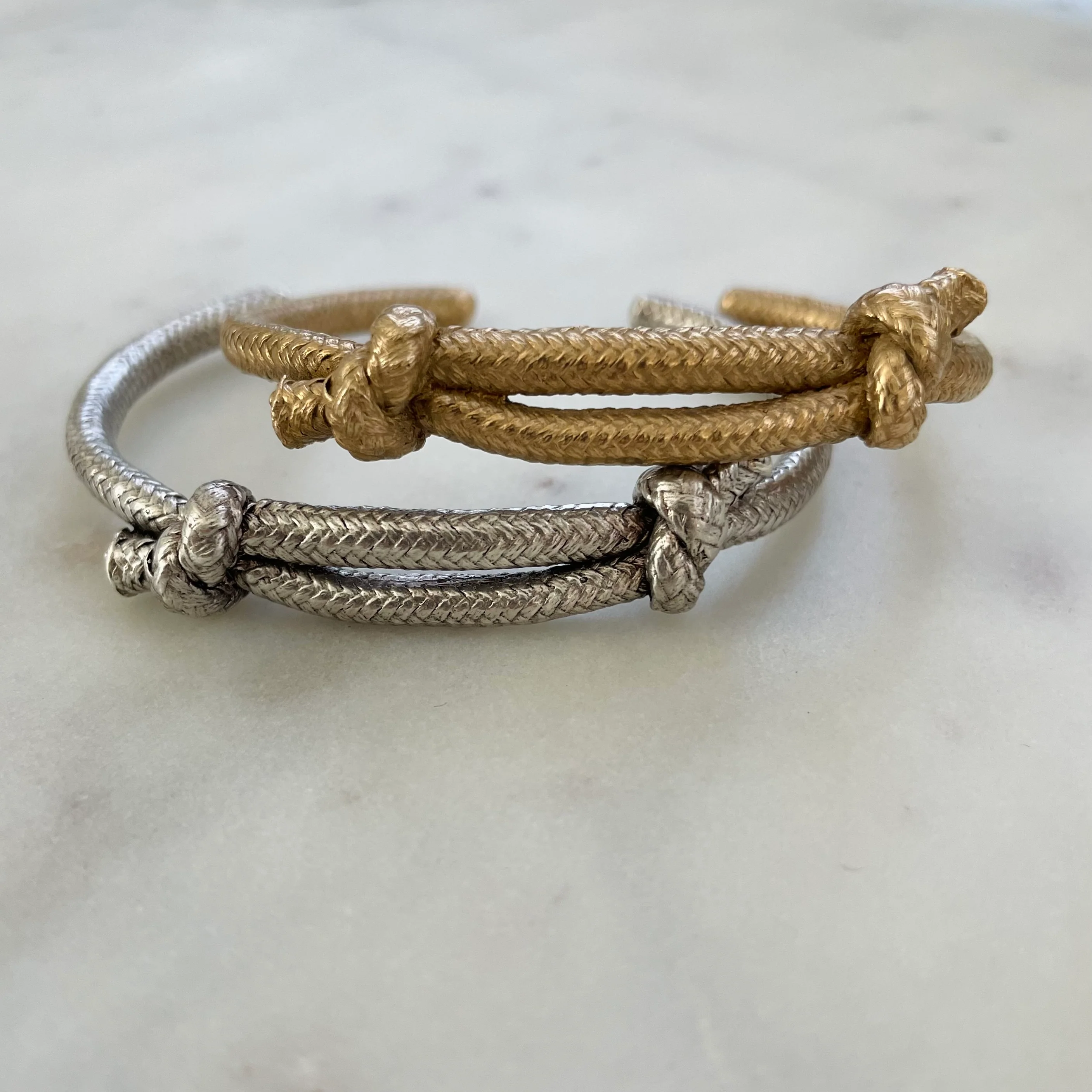 FRIENDSHIP CUFF — CORRIE - Image 10