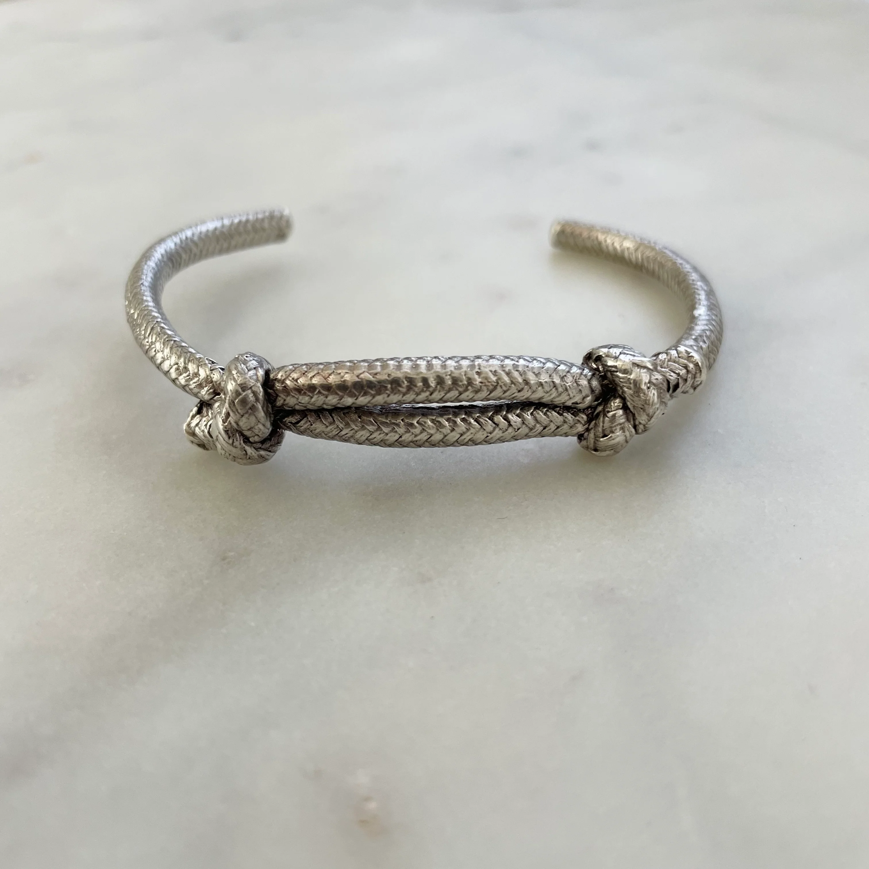 FRIENDSHIP CUFF — CORRIE - Image 11