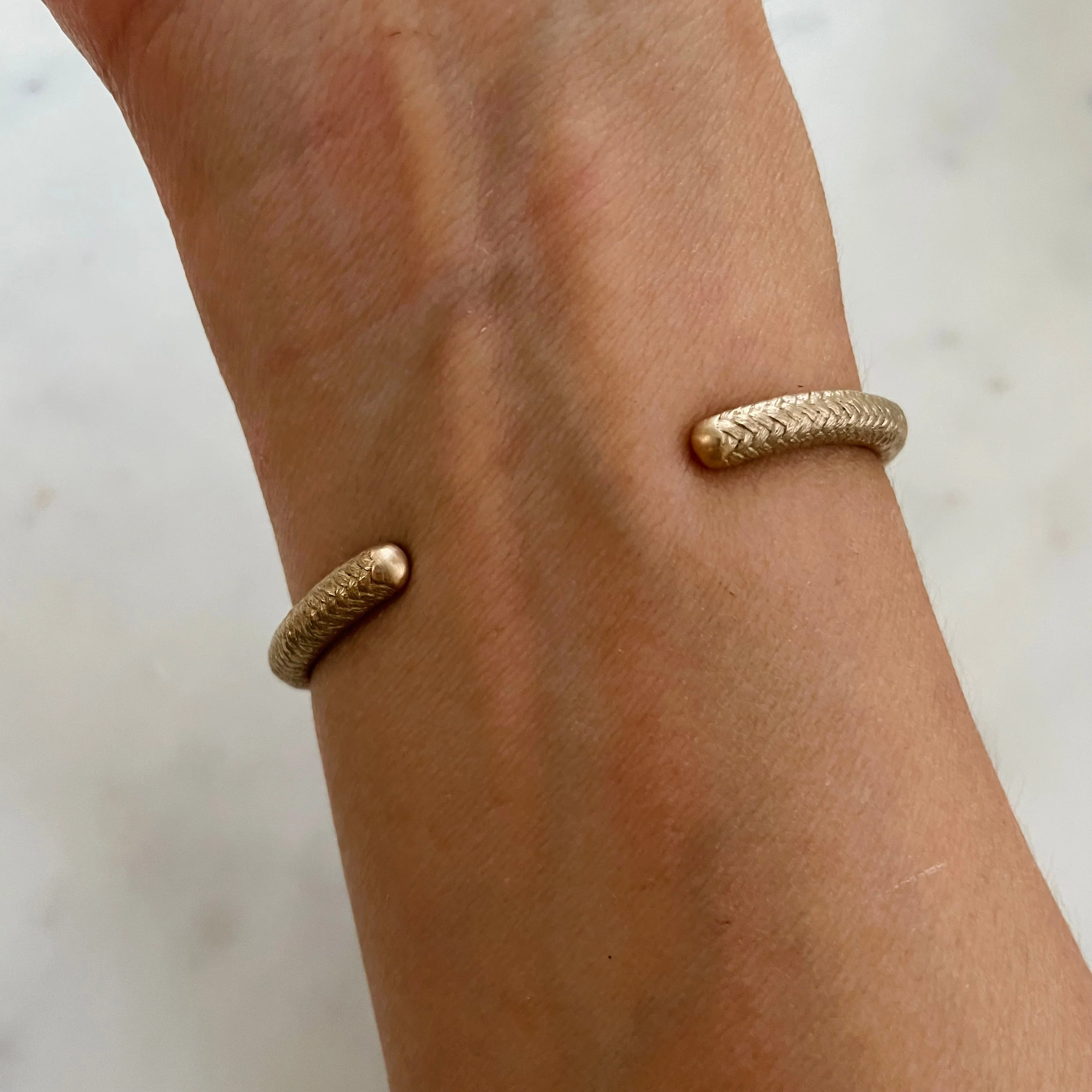 FRIENDSHIP CUFF — CORRIE - Image 7