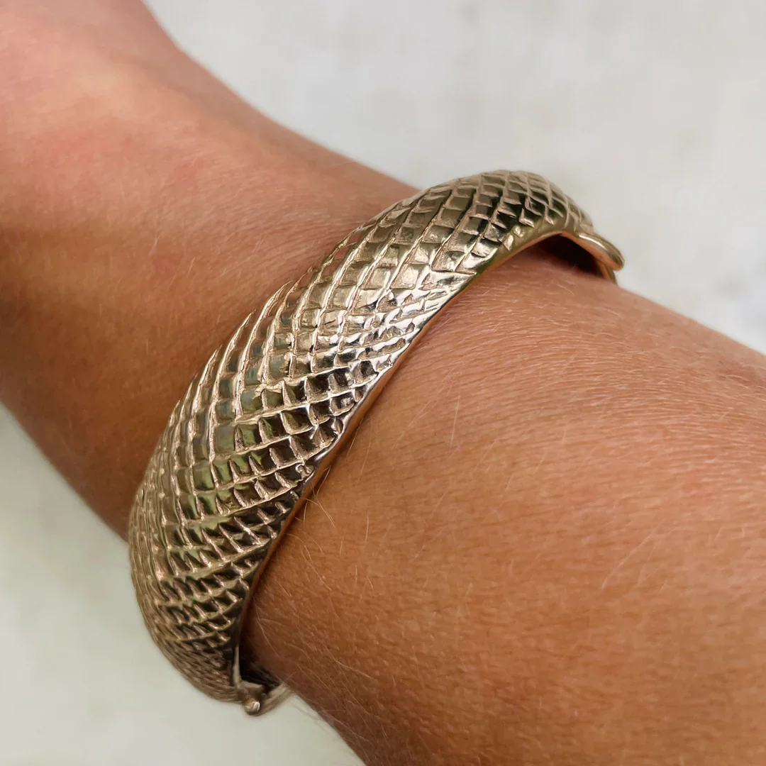 GARFISH CUFF + BIRTHSTONE EYES - Image 7