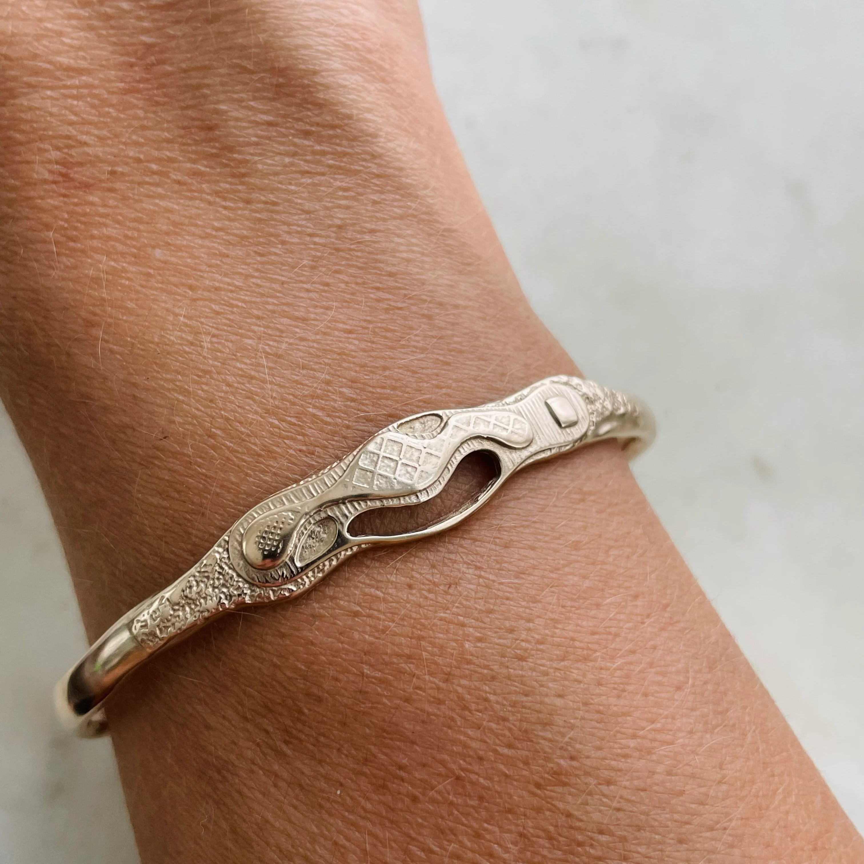 ARCHIVE — GOLF CUFF - Image 2
