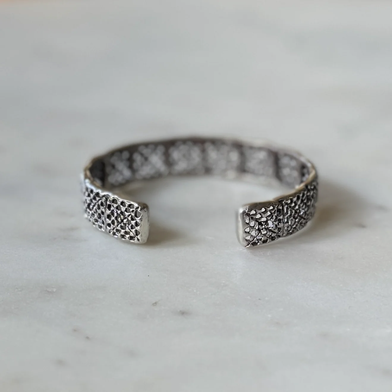 GRANNY SQUARE CUFF — ONE ROW - Image 18