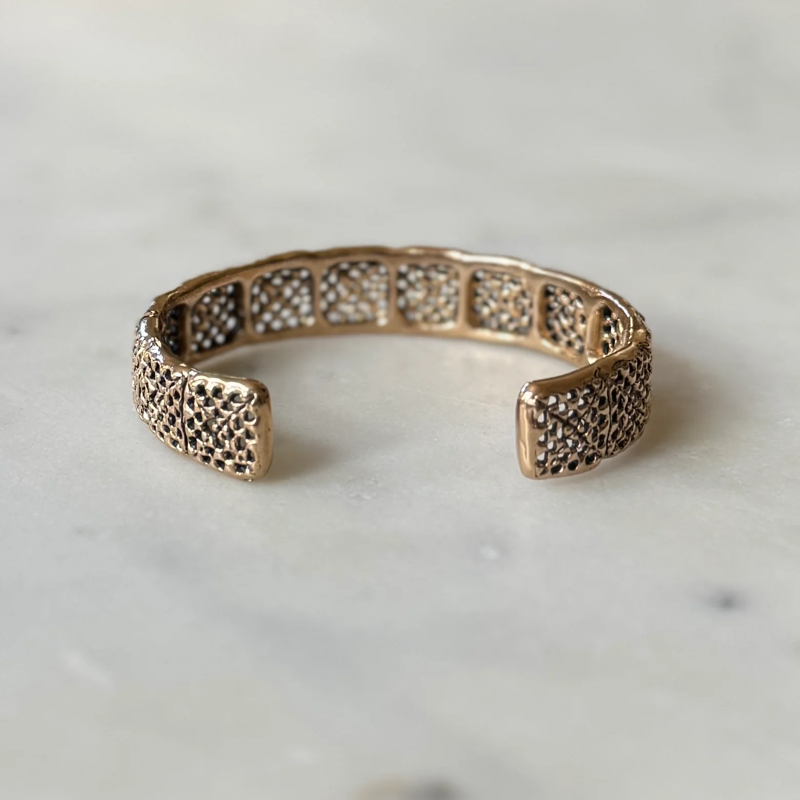 GRANNY SQUARE CUFF — ONE ROW - Image 7