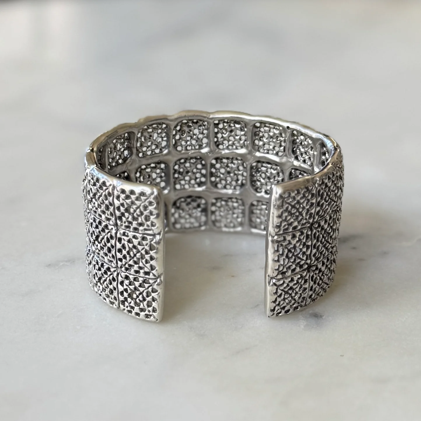 GRANNY SQUARE CUFF — THREE ROW - Image 16
