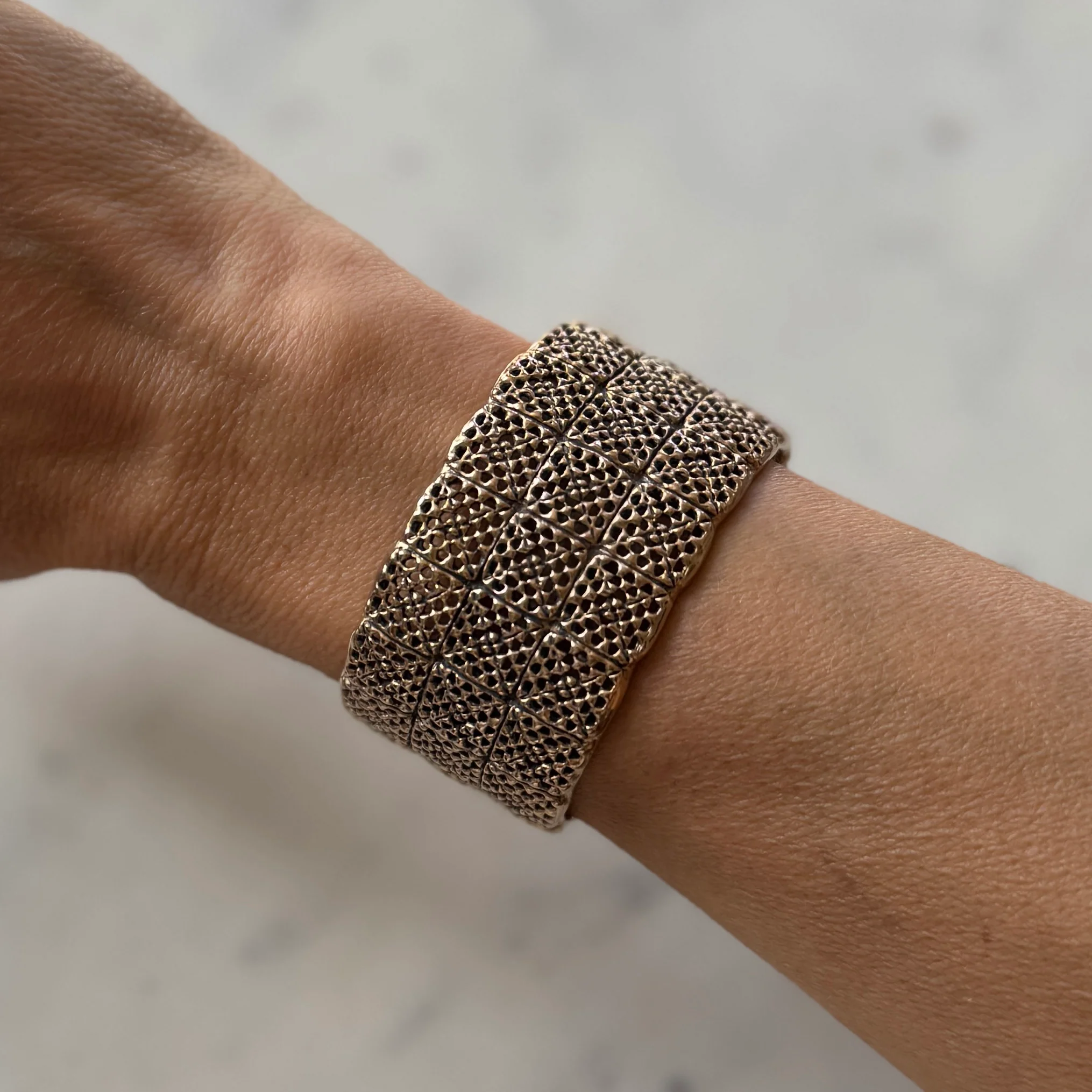 GRANNY SQUARE CUFF — THREE ROW - Image 2