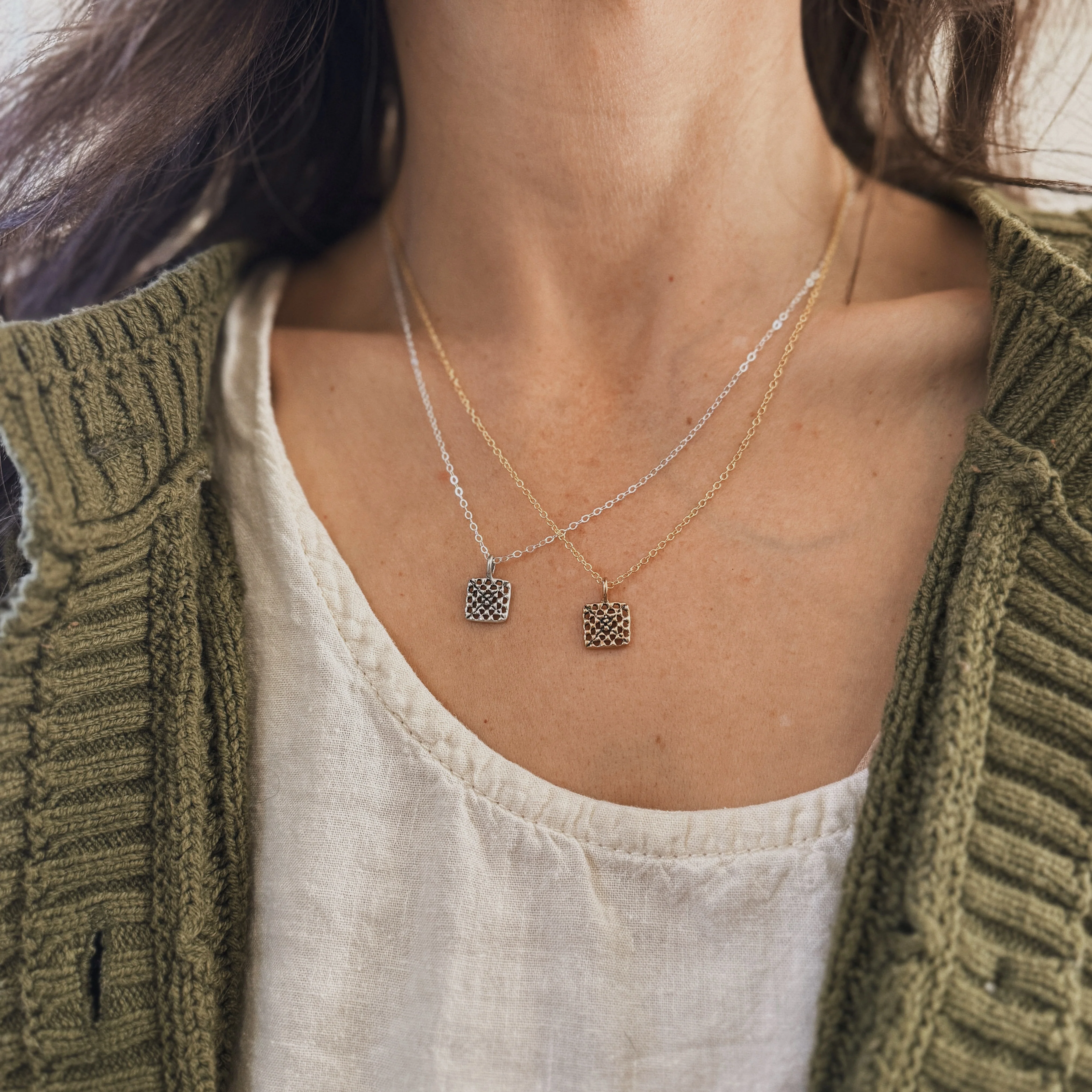 GRANNY SQUARE PENDANT - Image 4