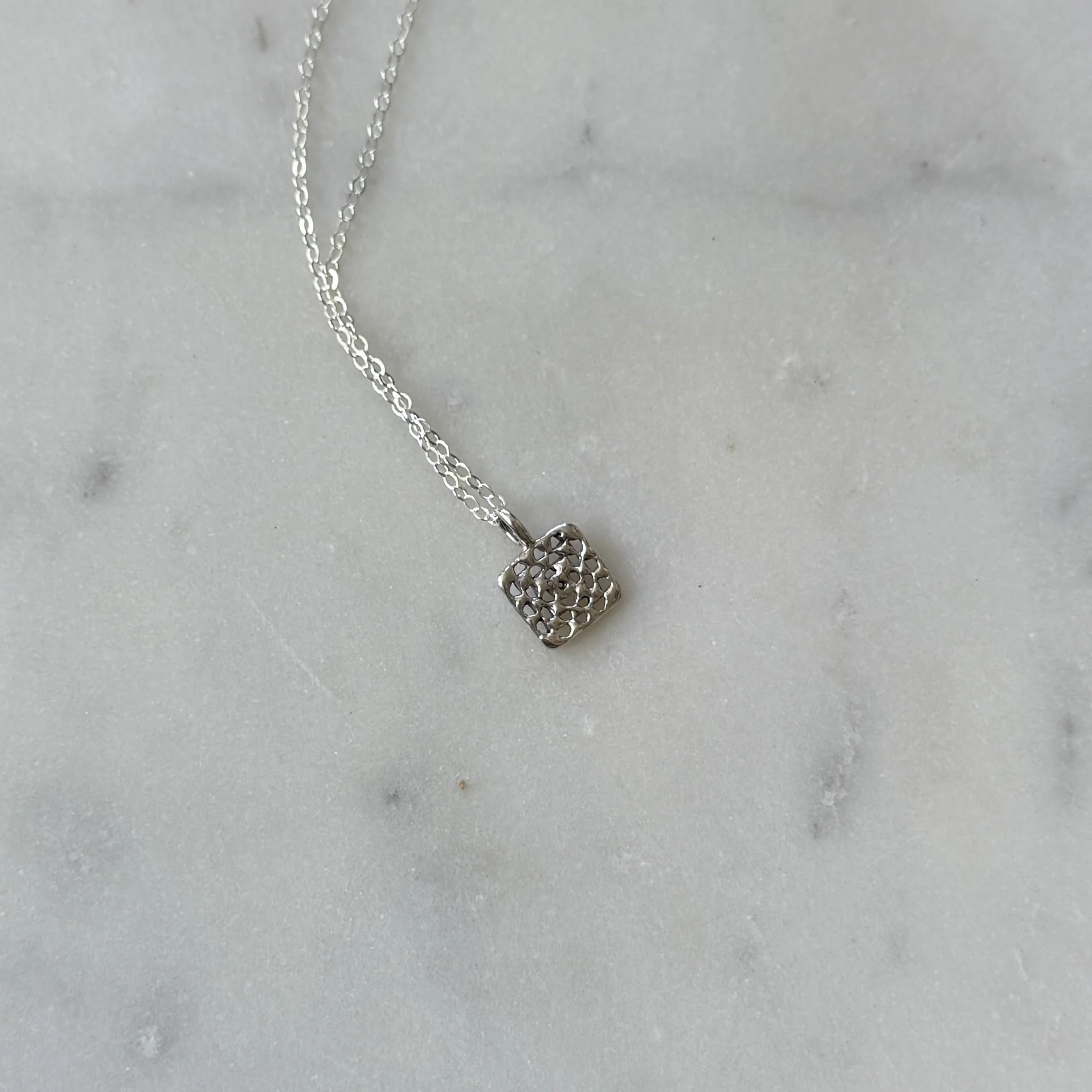 GRANNY SQUARE PENDANT - Image 9
