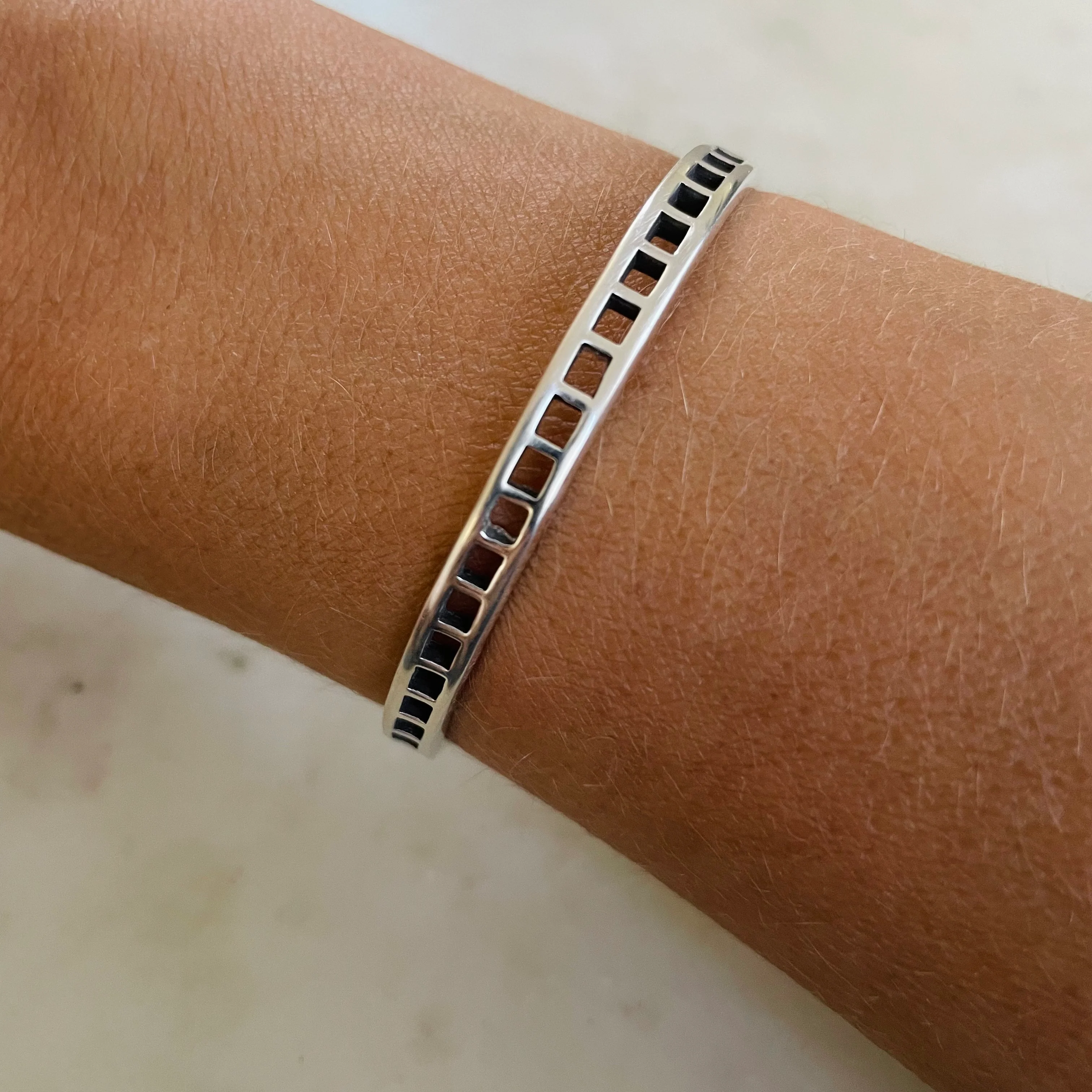 GRID CUFF — 1 ROW - Image 11
