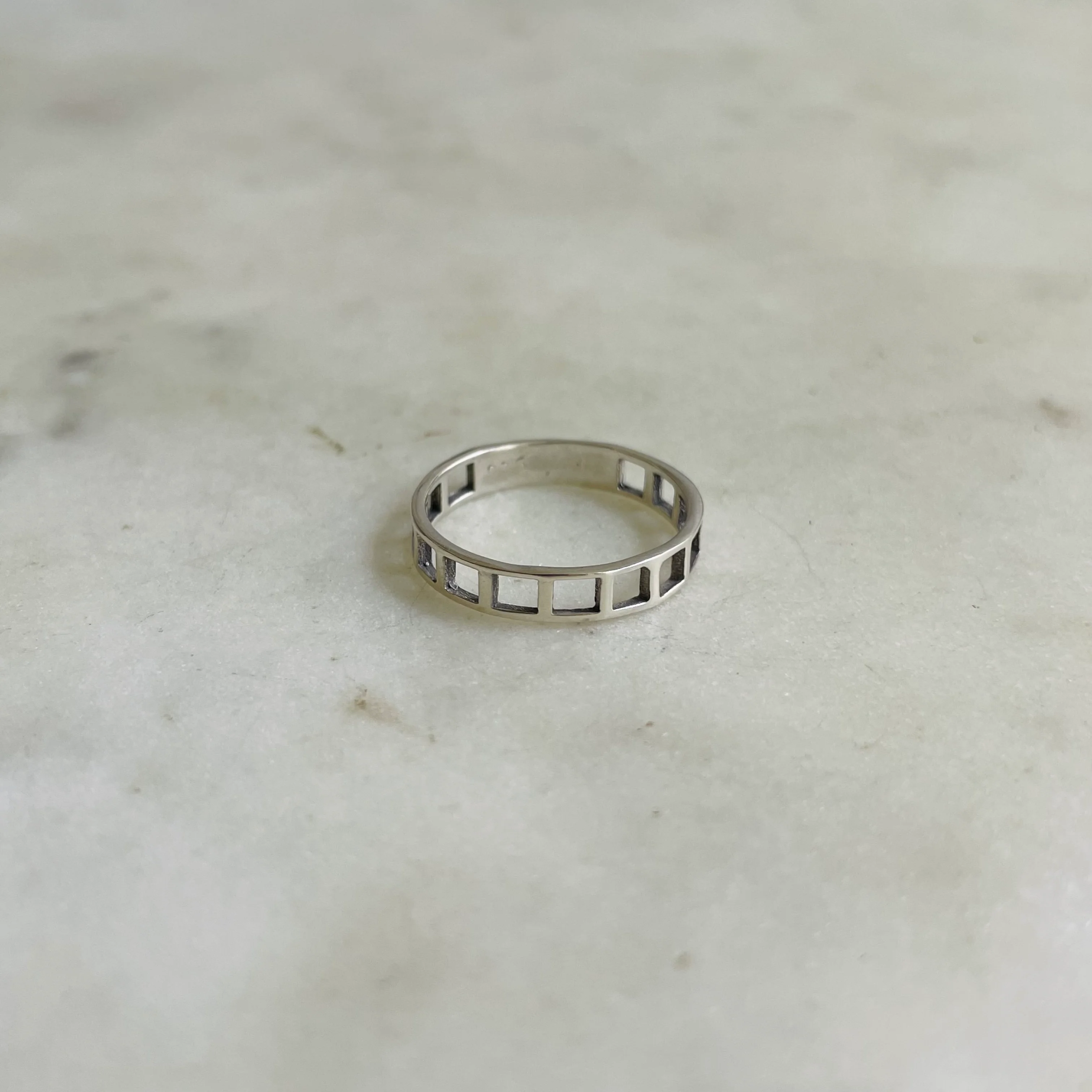 ARCHIVE — GRID RING — 1 ROW - Image 6