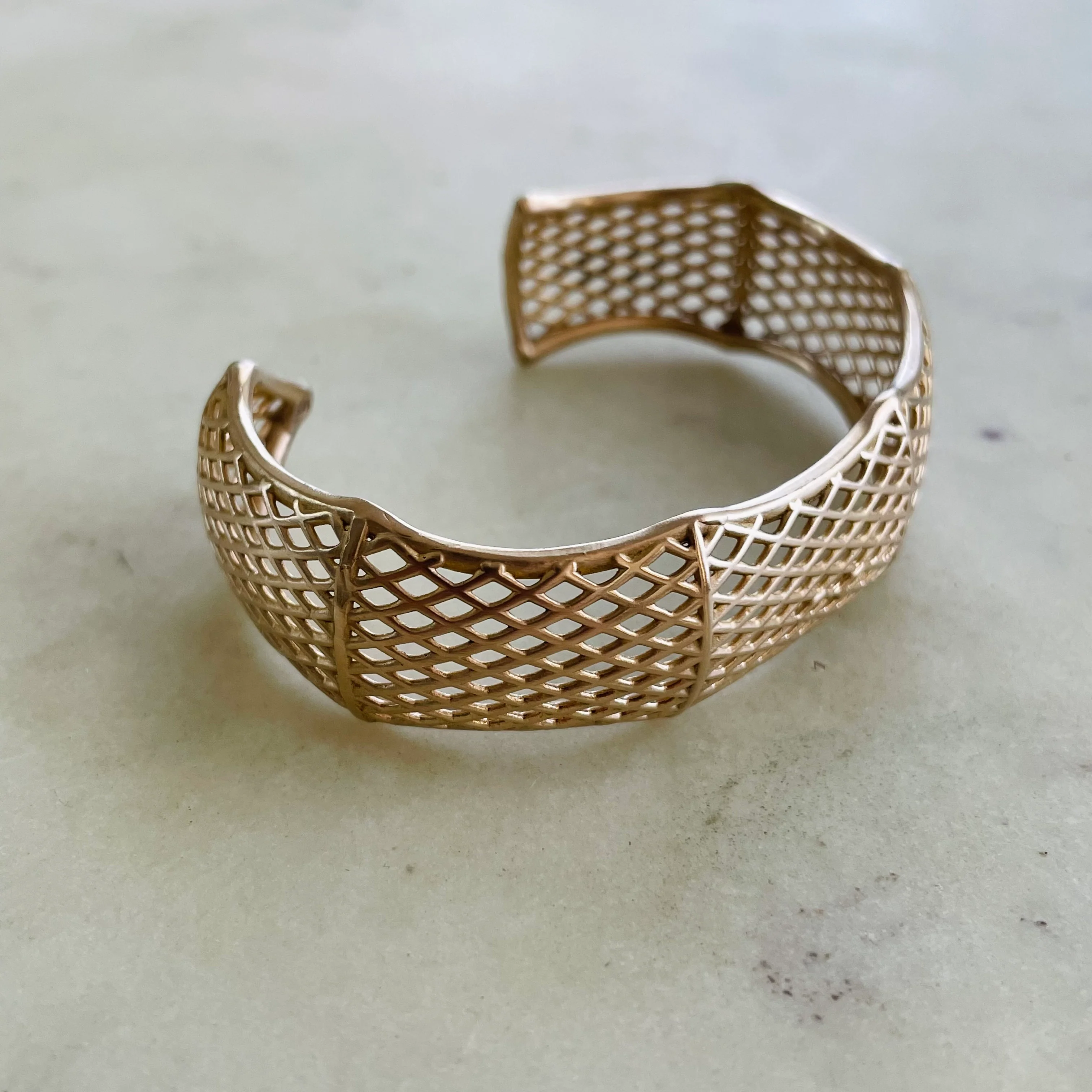 HOOP NET CUFF - Image 4