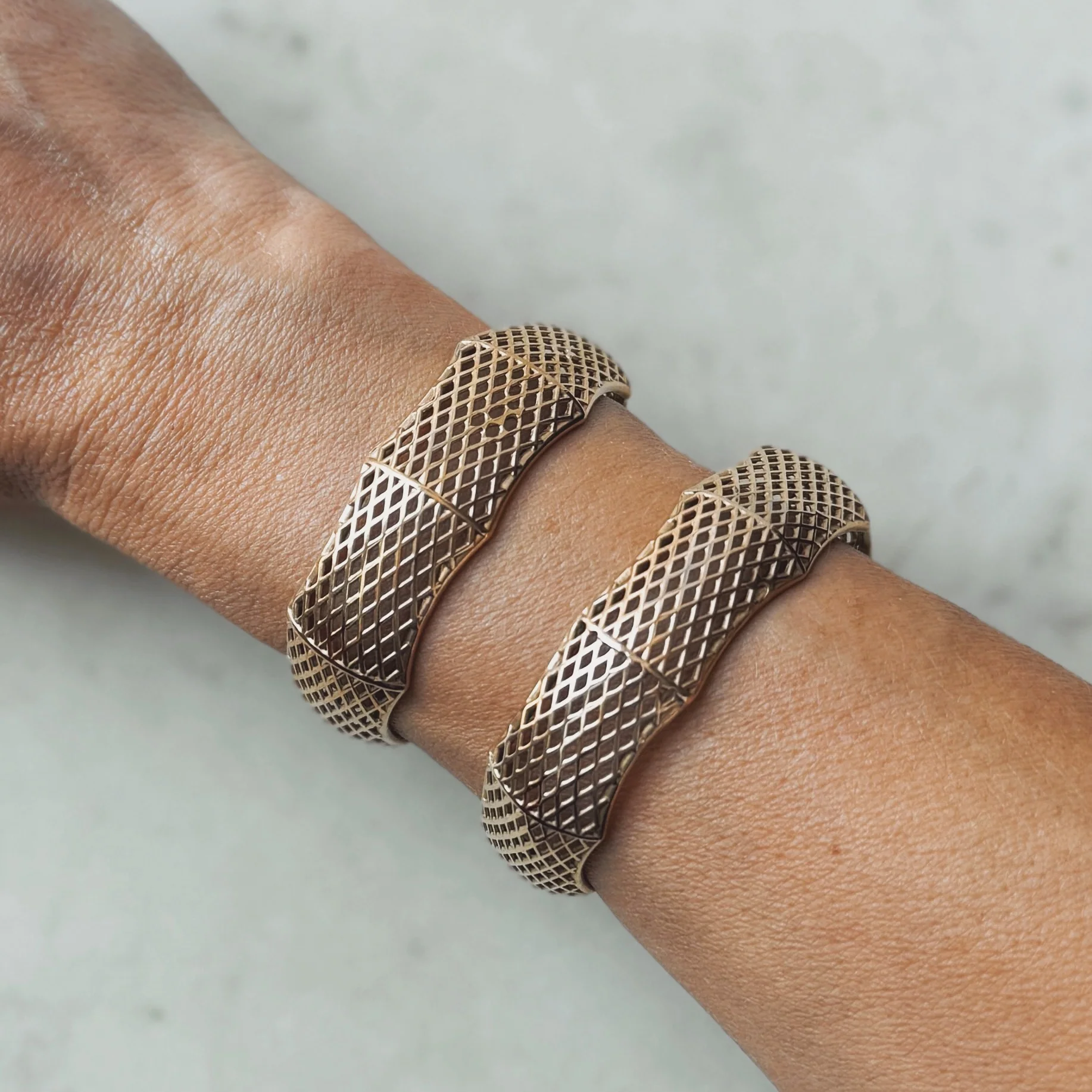 HOOP NET CUFF - Image 8