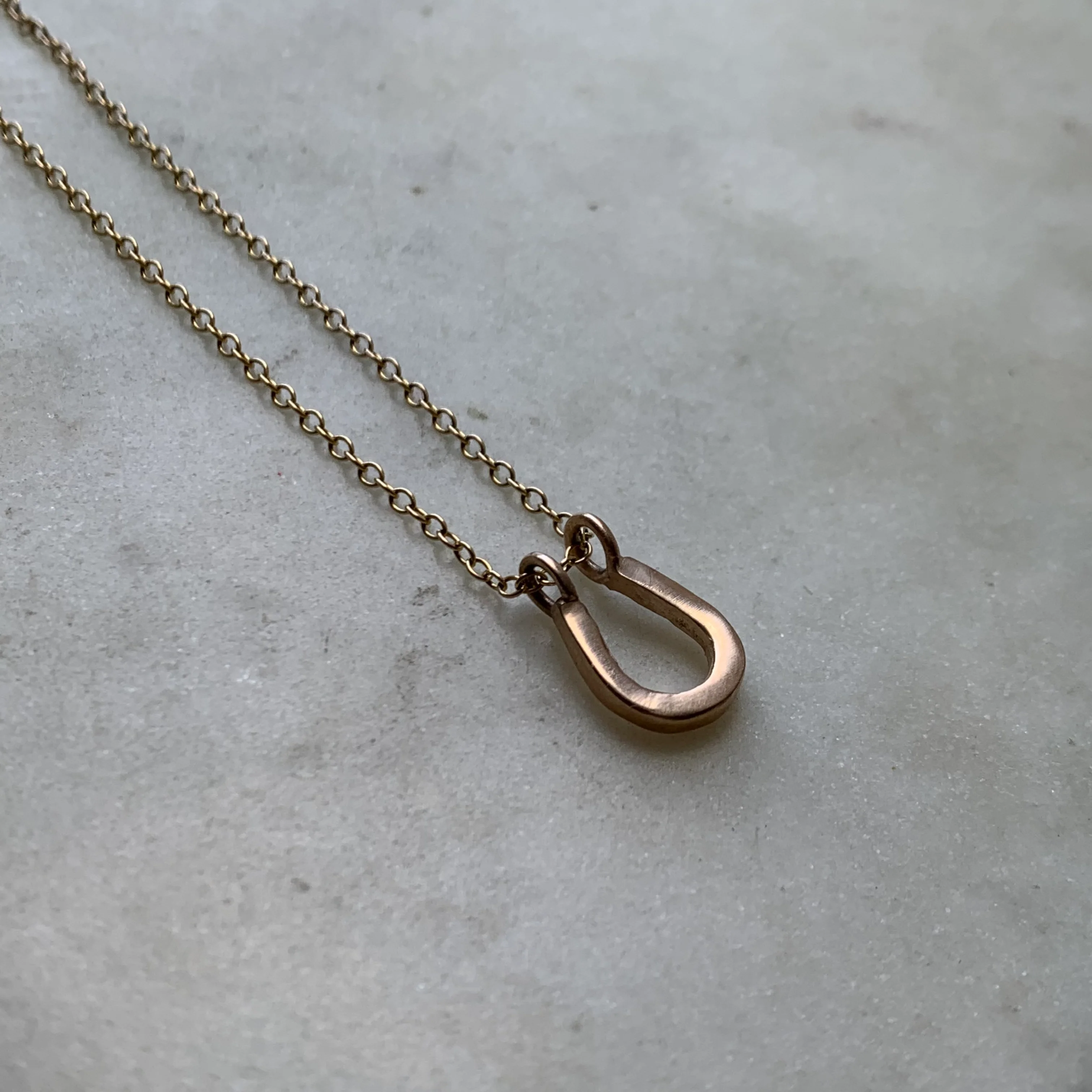 HORSESHOE PENDANT - Image 5